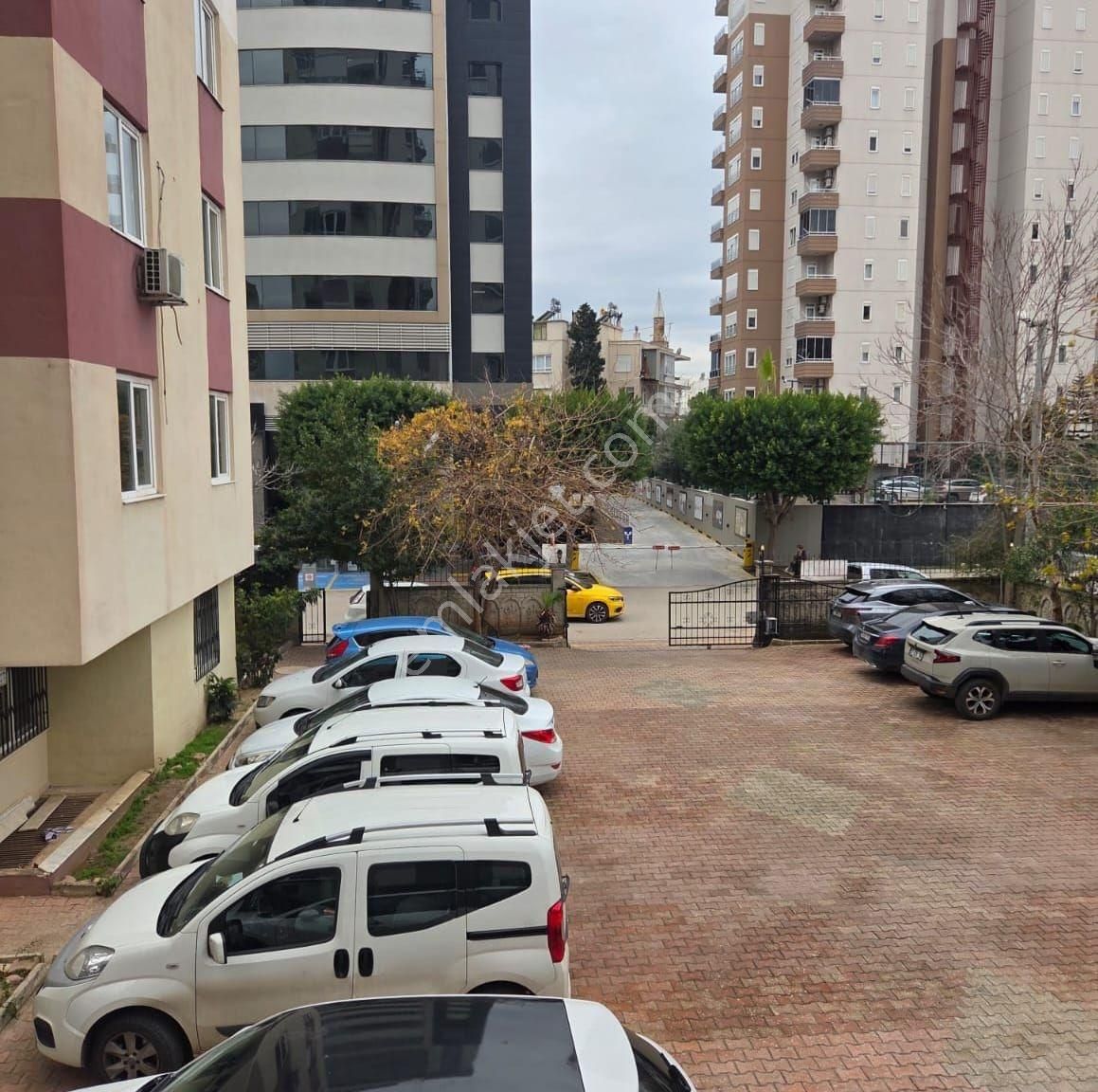 Etiler Mahallesinde 3+1 Satılık Daire - Görsel 3