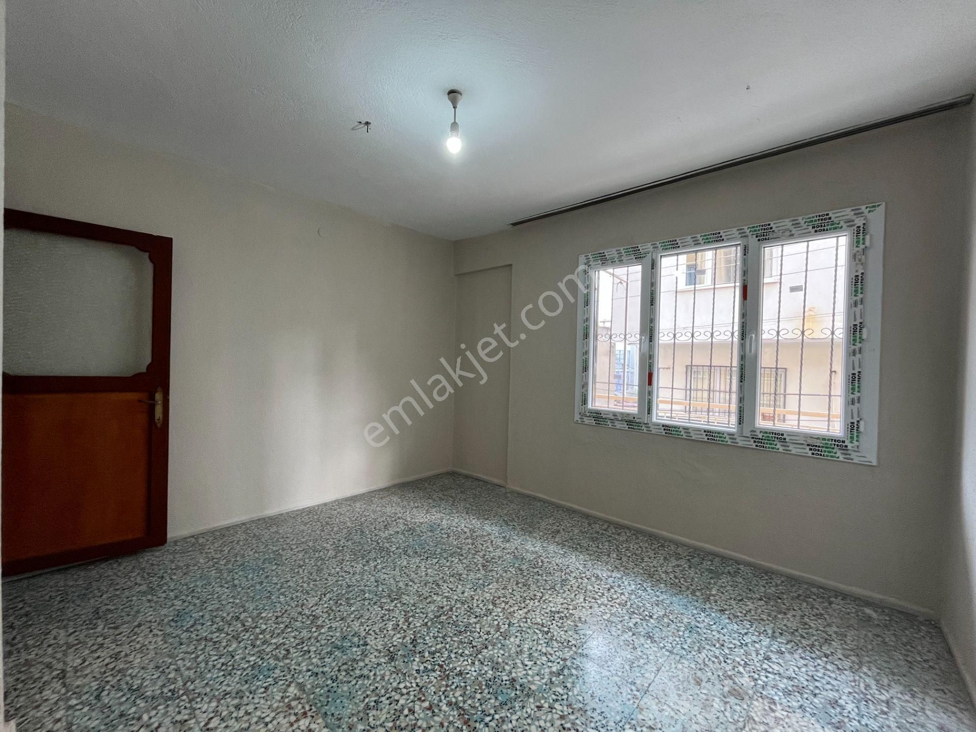 Gümüşpala Merkez'de Sağlık Ocağı Ve Okul Yakını 3+1 Kiralık Daire - Görsel 21