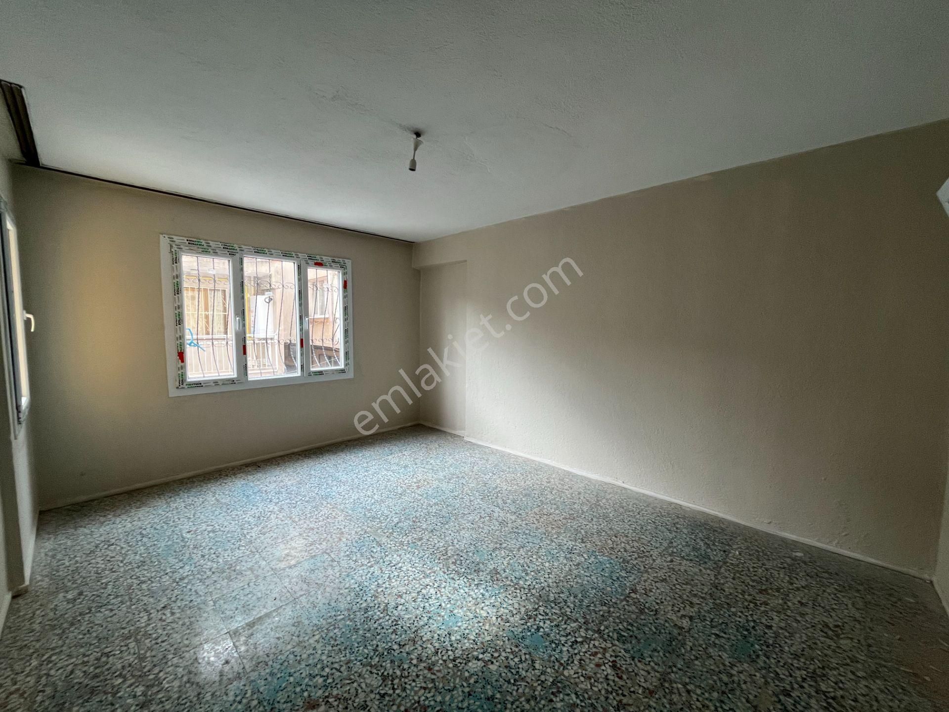 Gümüşpala Merkez'de Sağlık Ocağı Ve Okul Yakını 3+1 Kiralık Daire - Görsel 12