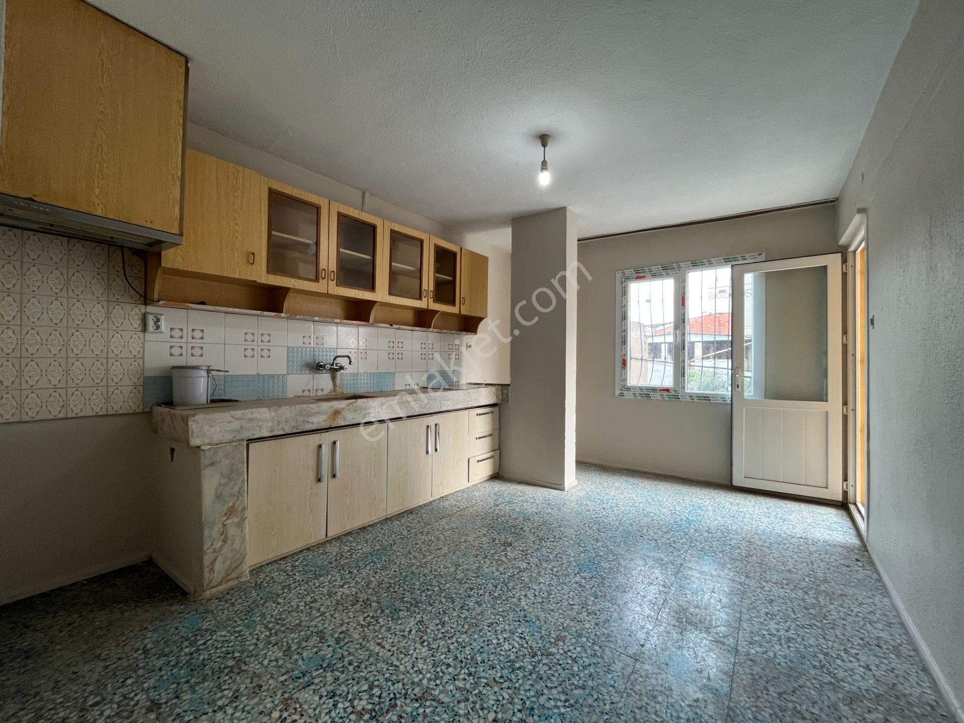 Gümüşpala Merkez'de Sağlık Ocağı Ve Okul Yakını 3+1 Kiralık Daire - Görsel 6