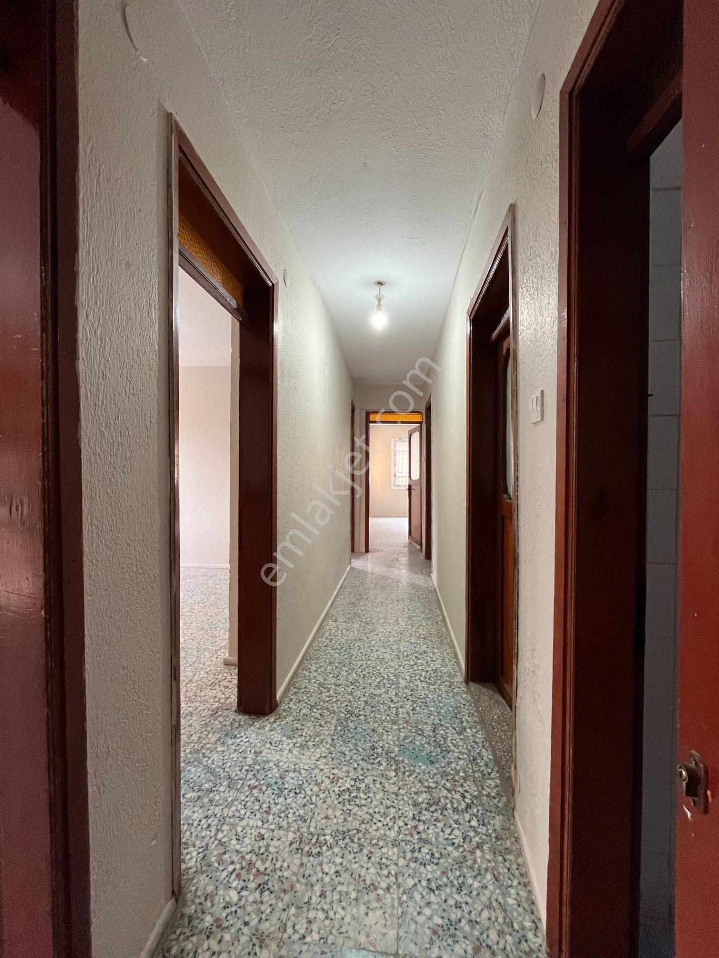 Gümüşpala Merkez'de Sağlık Ocağı Ve Okul Yakını 3+1 Kiralık Daire - Görsel 22