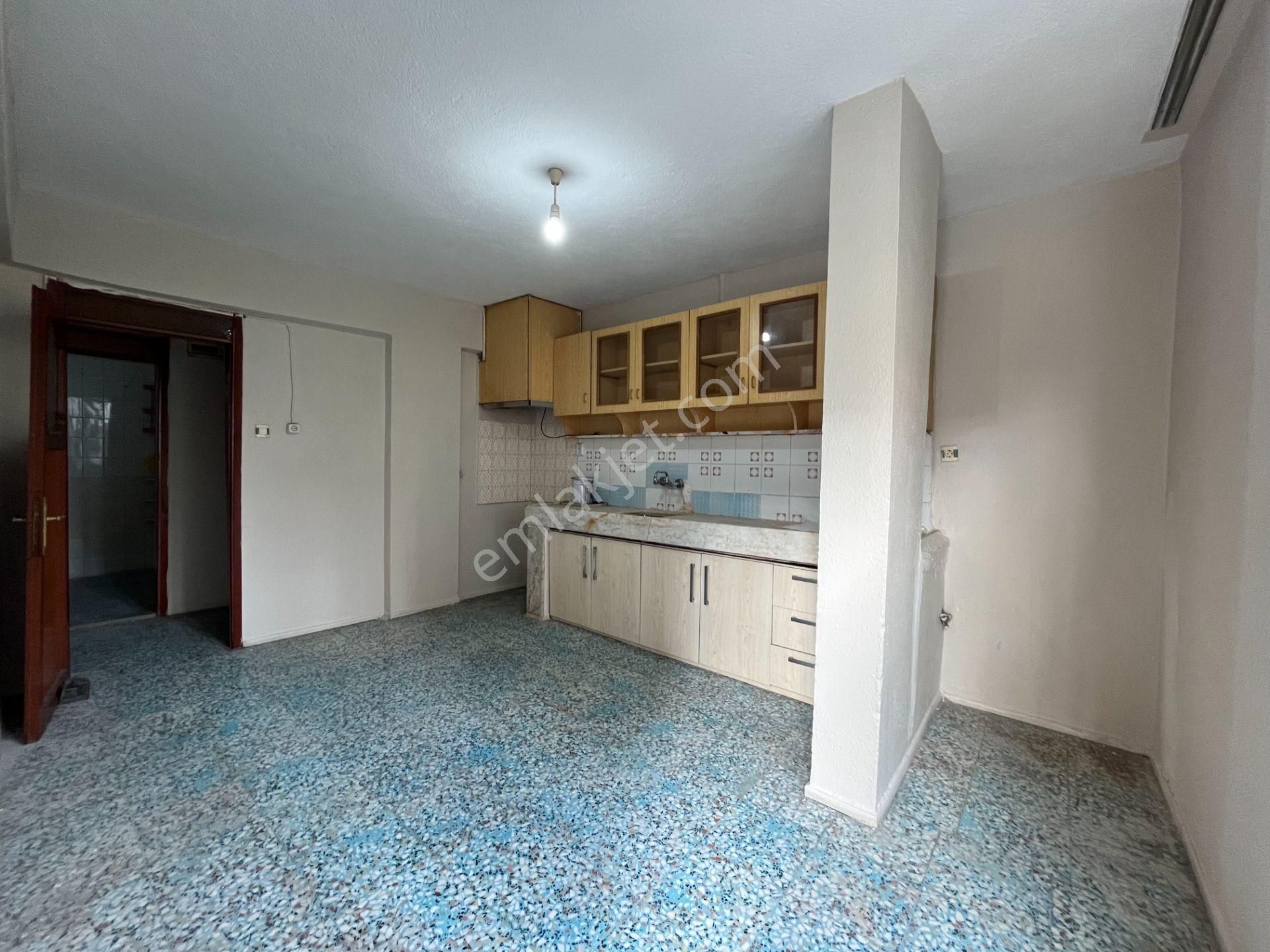 Gümüşpala Merkez'de Sağlık Ocağı Ve Okul Yakını 3+1 Kiralık Daire - Görsel 8