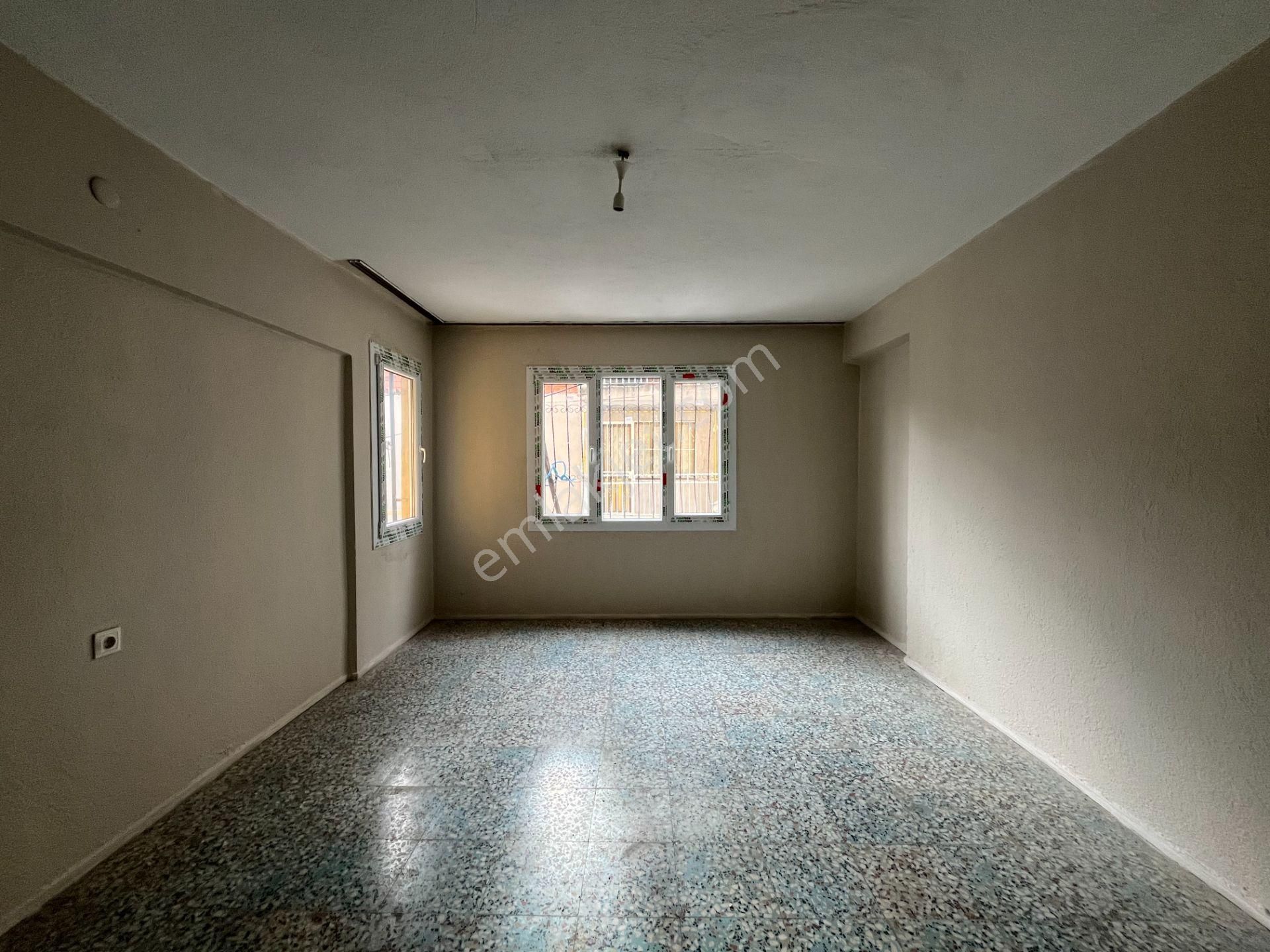 Gümüşpala Merkez'de Sağlık Ocağı Ve Okul Yakını 3+1 Kiralık Daire - Görsel 13