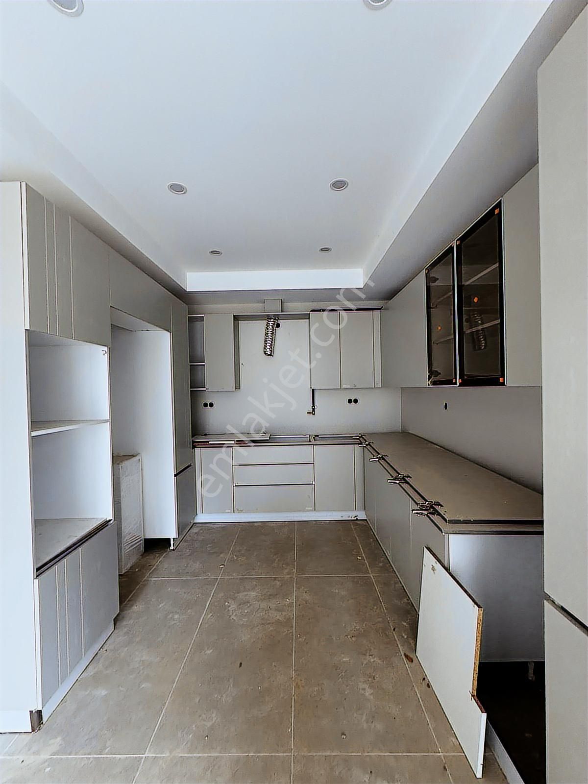 Bahçe Bahçeşehir Projesi Satılık 4+1 İkiz Villa Vadi Manzara - Görsel 16