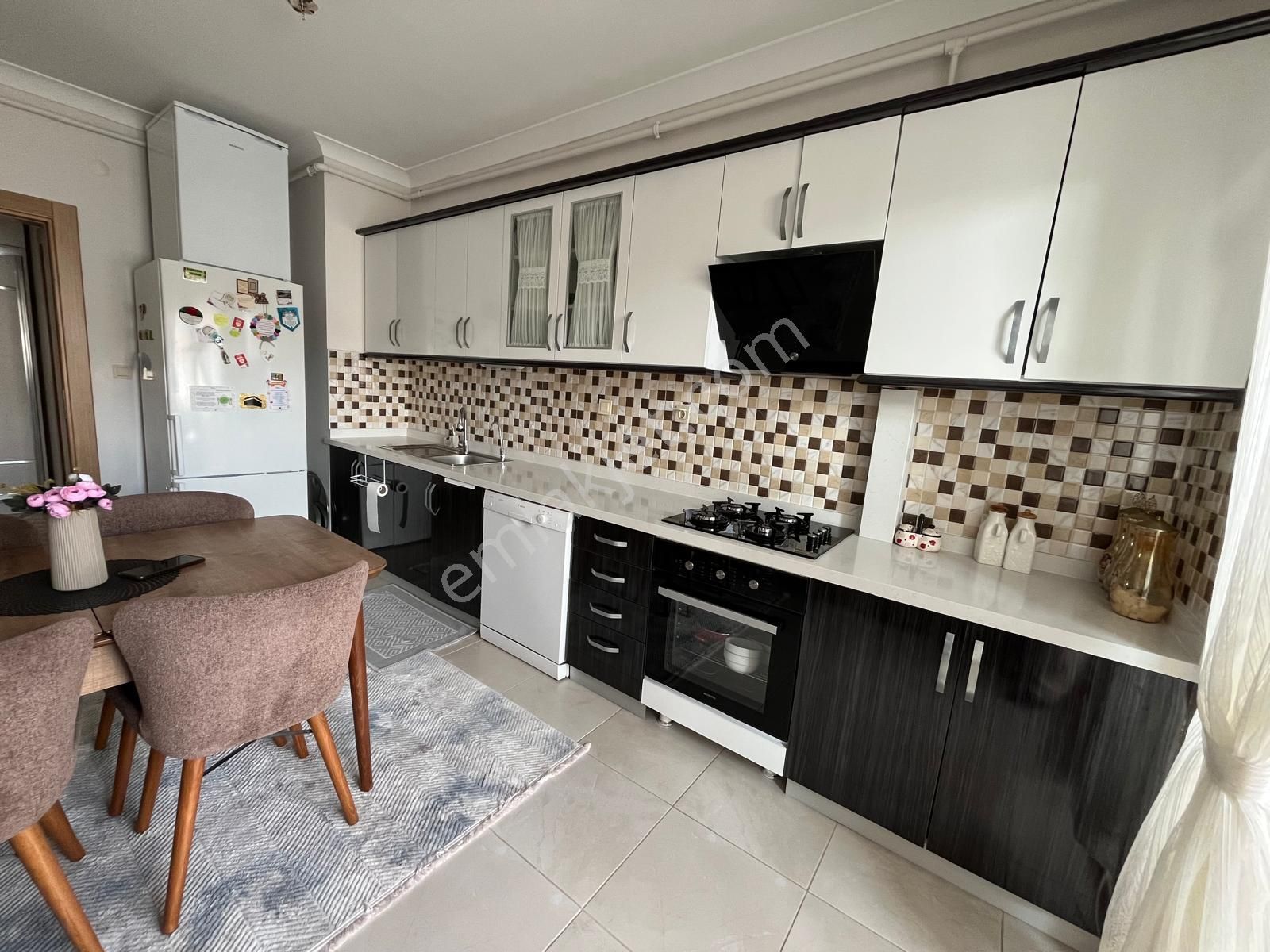 Saraycık Toki ^de Ön Cp. Full Yapılı 3+1bağımsz Geniş Cam Balkonlu Katta Asansörlü Daire '