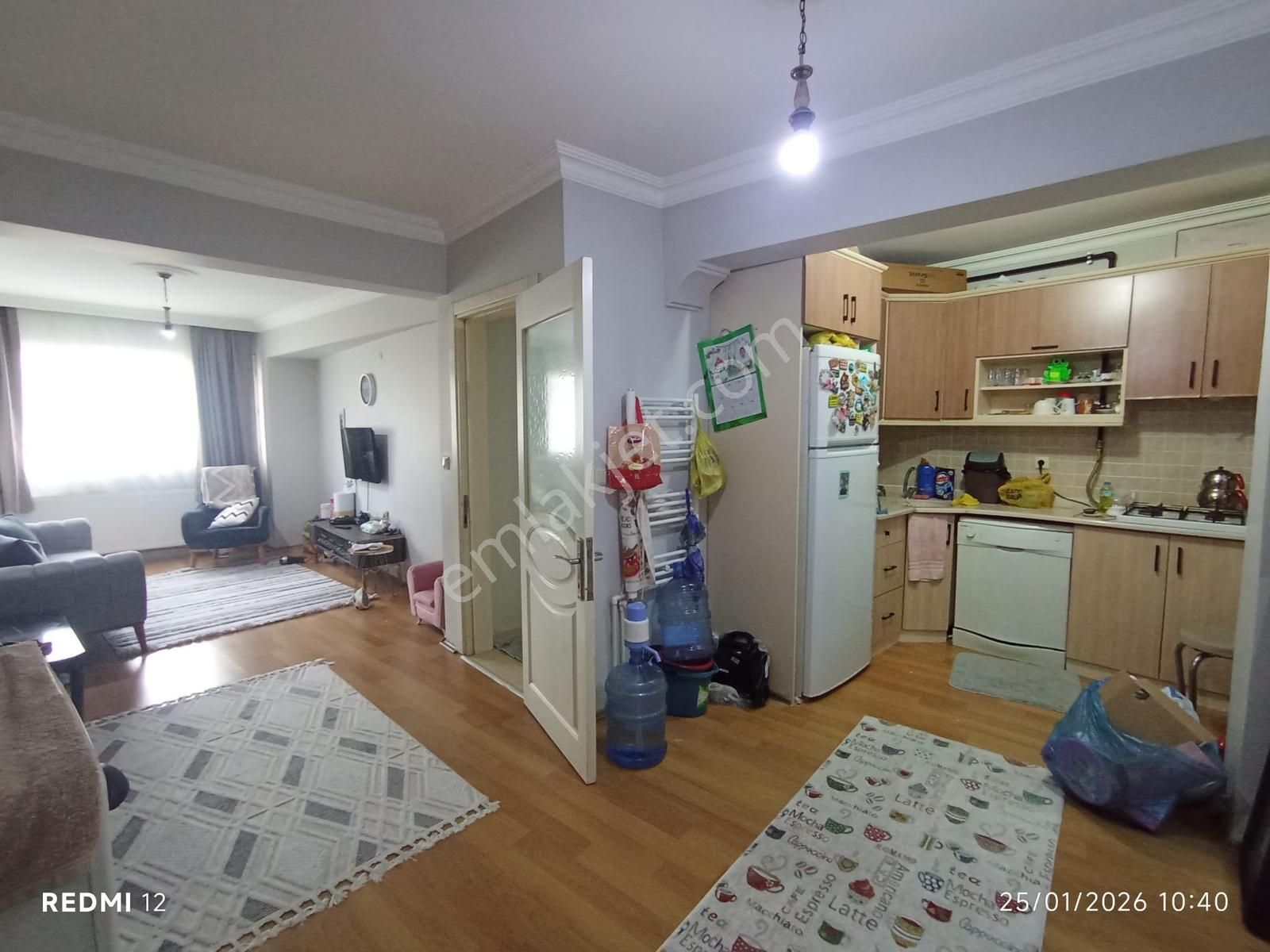 Demet Cadde Yakını Yüksek Giriş Yeni Bina 2+1 Doğalgazlı Satılık