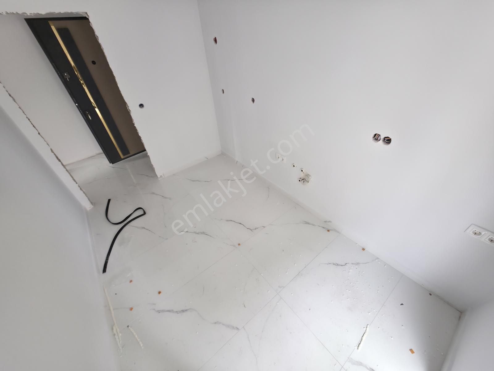 Kozanovadan Darıca Osmangazide Lüks 2+1 Asansörlü Arakat Daire - Görsel 17