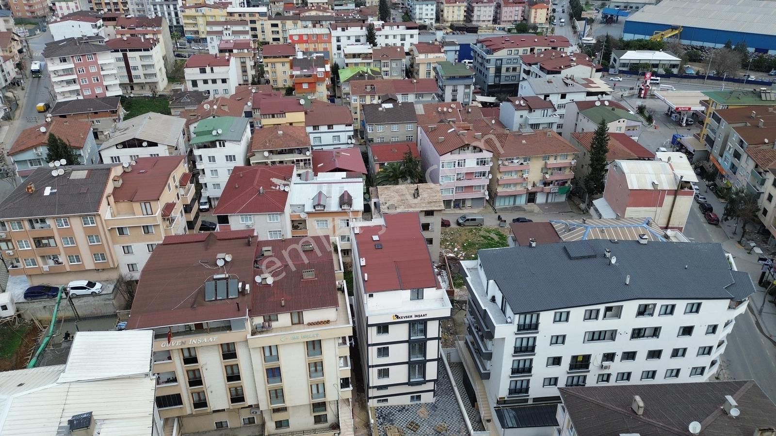 Kozanovadan Darıca Osmangazide Lüks 2+1 Asansörlü Arakat Daire - Görsel 9