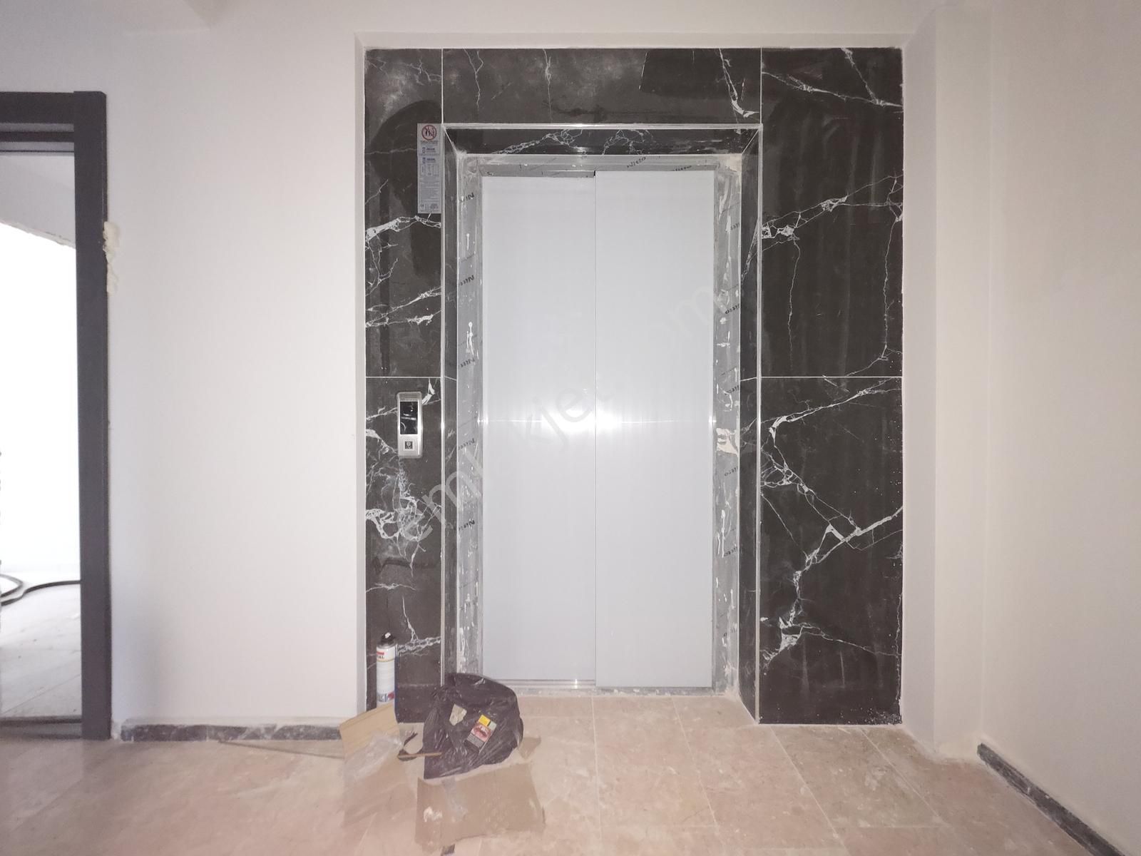 Kozanovadan Darıca Osmangazide Lüks 2+1 Asansörlü Arakat Daire - Görsel 11