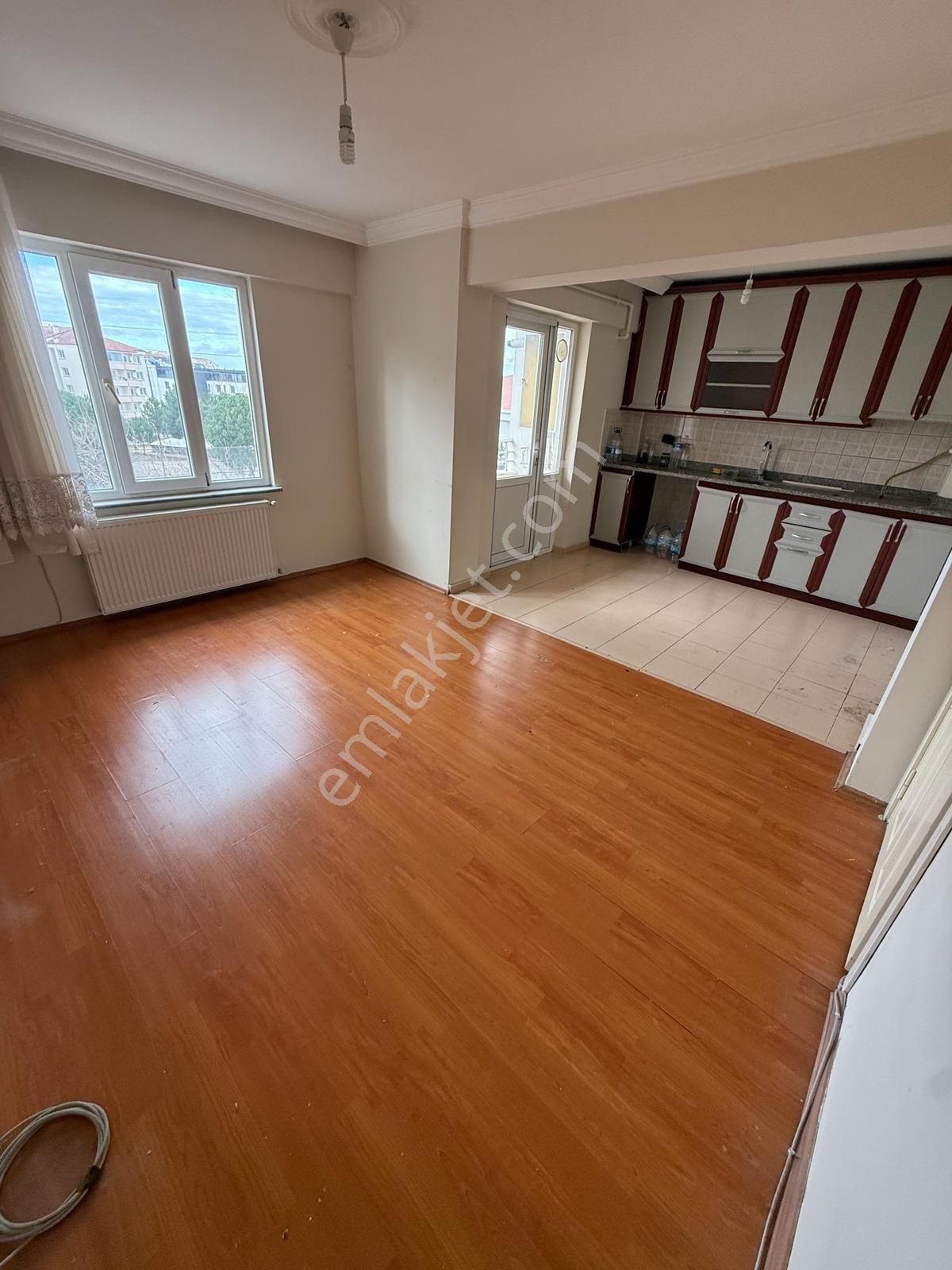 Dumlupınar Mah.'de Geniş 2+1 Ayrı Mutfaklı Eşyasız Kiralık Daire - Görsel 23