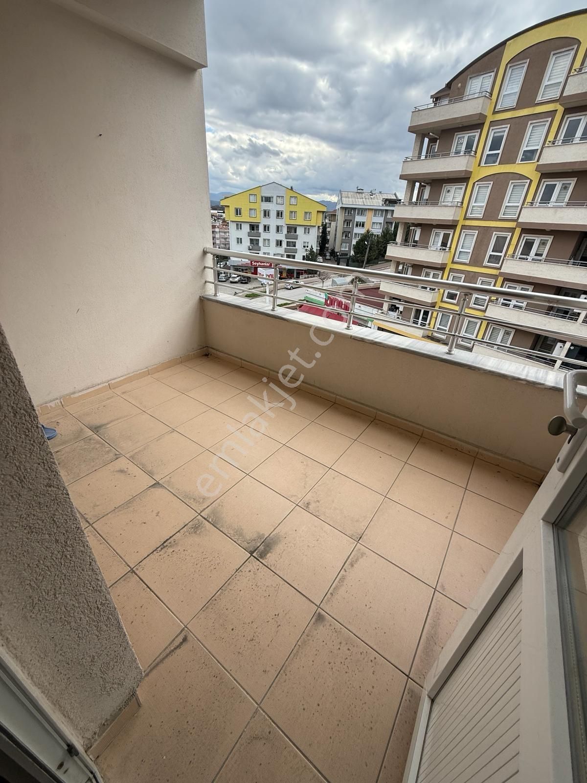 Dumlupınar Mah.'de Geniş 2+1 Ayrı Mutfaklı Eşyasız Kiralık Daire - Görsel 15