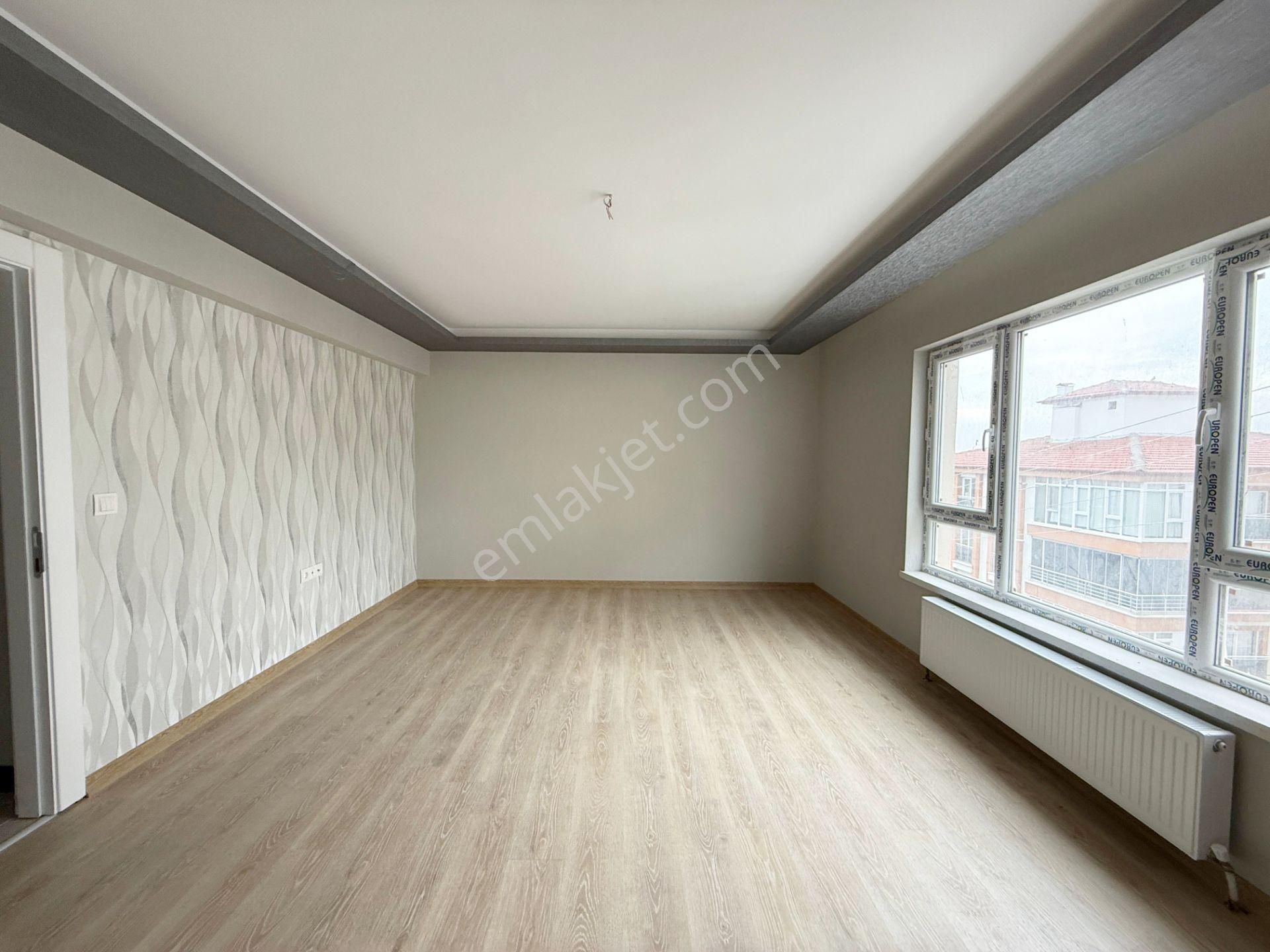 Öz'maşalllah.dan Katta Acil Satılık Sıfır Kombi Petekli 3+1 - Görsel 8