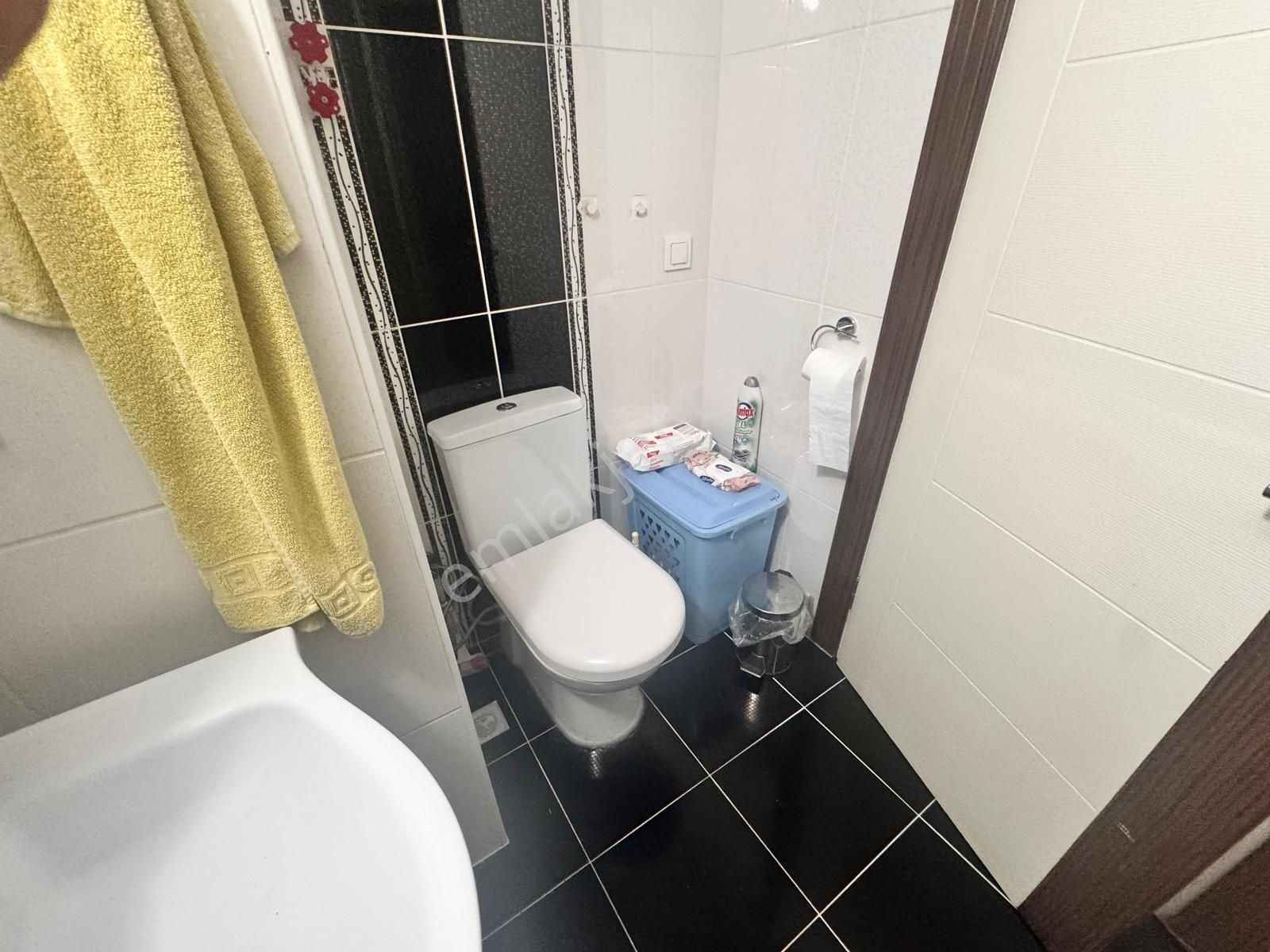 Kızıltoprak Mahellesinde Acil Satılık Doğalgaz'lı 2+1 Daire - Görsel 3