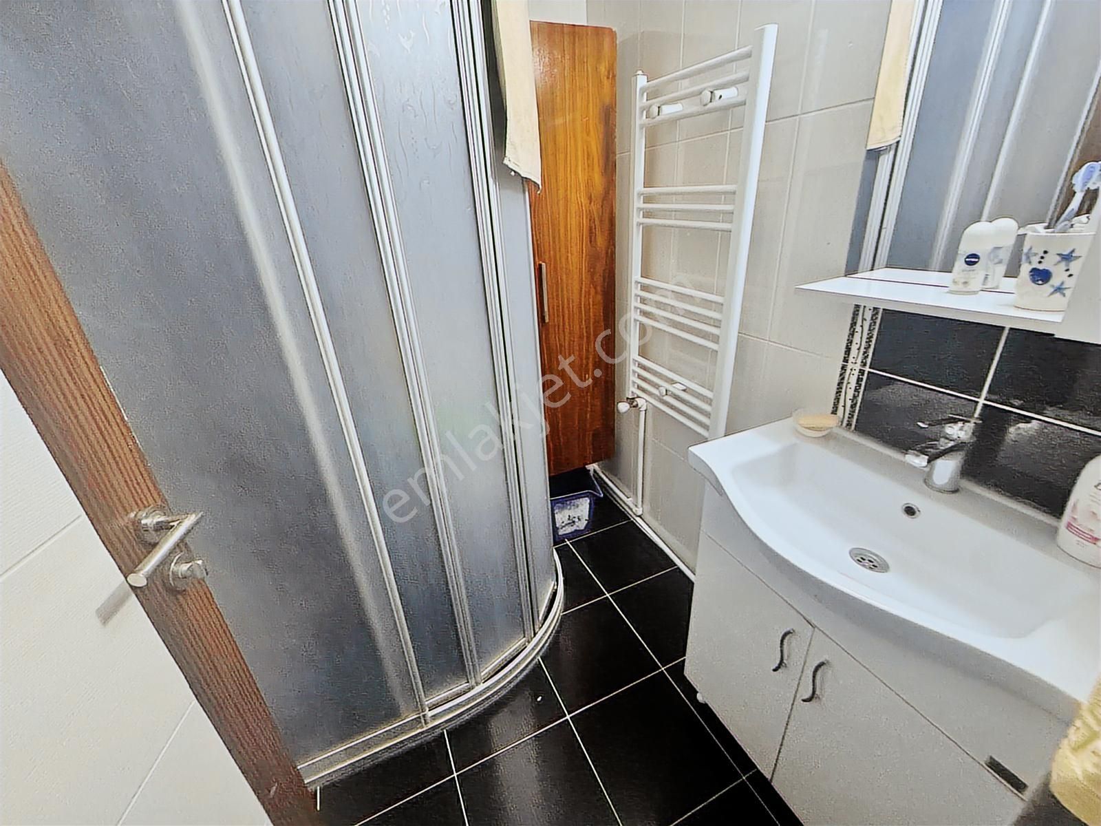 Kızıltoprak Mahellesinde Acil Satılık Doğalgaz'lı 2+1 Daire - Görsel 11