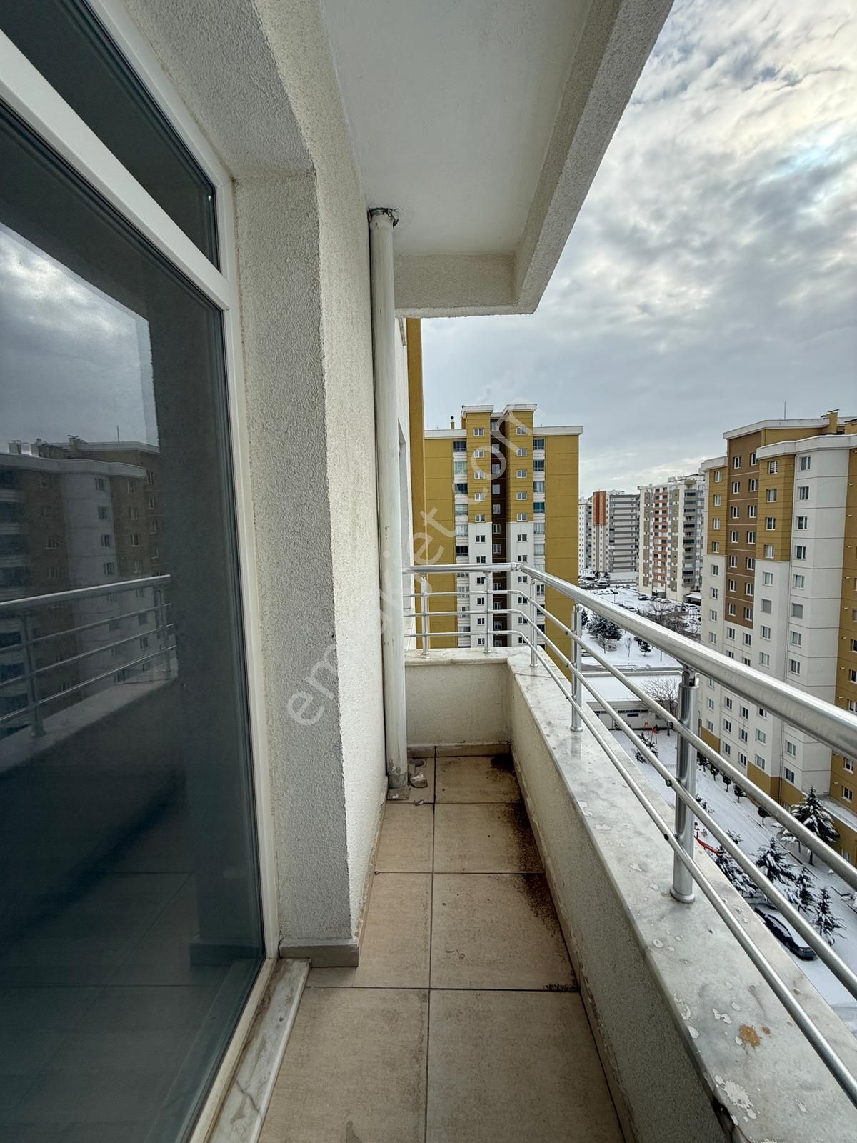 İldem'de 3+1 Geniş Ebeveyn Banyolu Meskenli Daire - Görsel 5