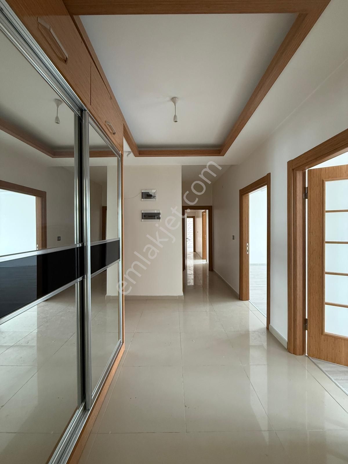 İldem'de 3+1 Geniş Ebeveyn Banyolu Meskenli Daire