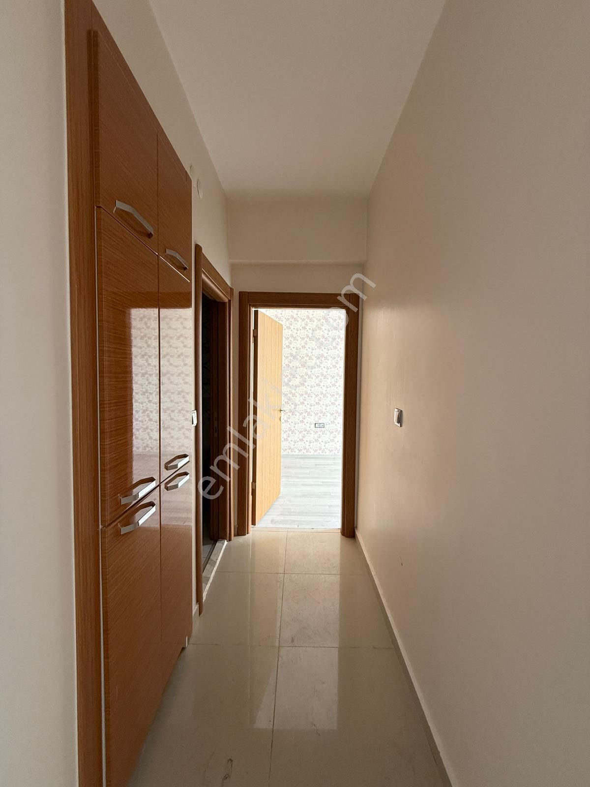 İldem'de 3+1 Geniş Ebeveyn Banyolu Meskenli Daire - Görsel 11