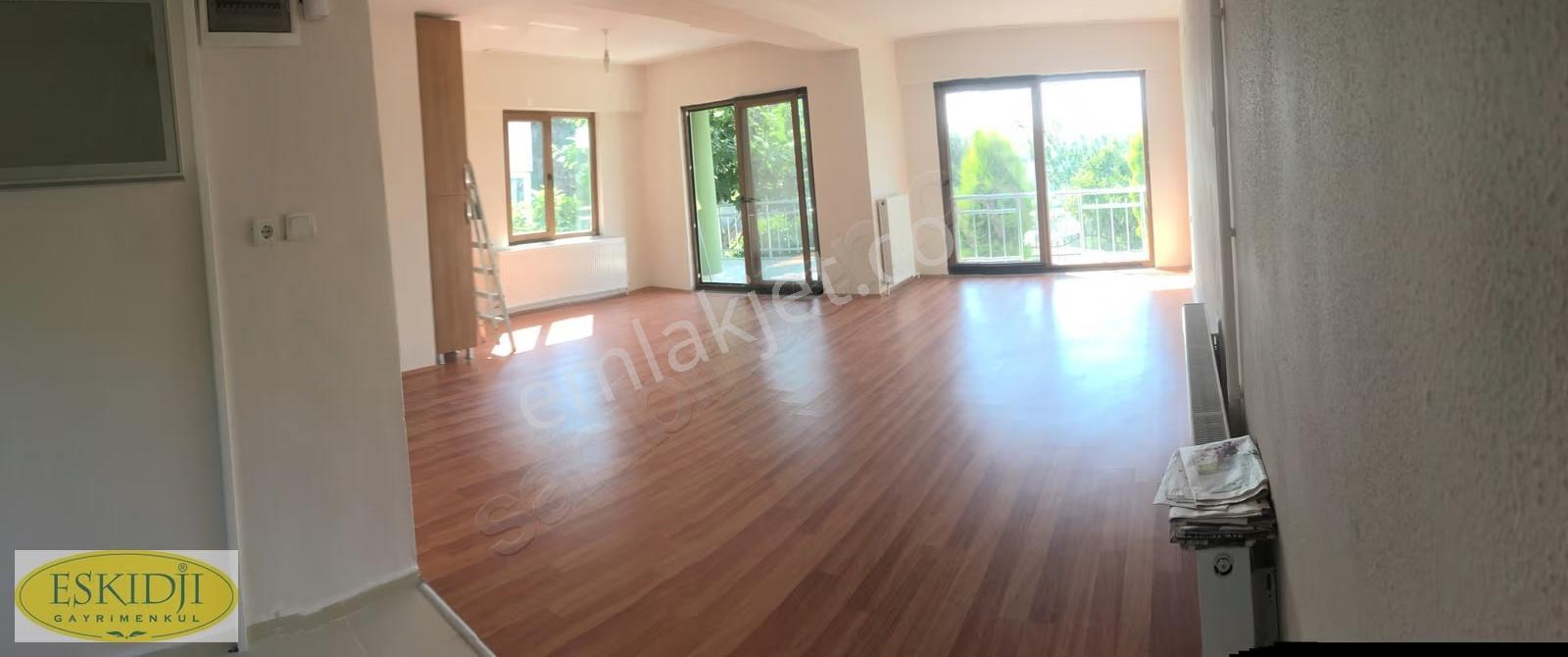 Çanakkale Güzelyalı Da Deniz Manzaralı Kiralık Villa - Görsel 11