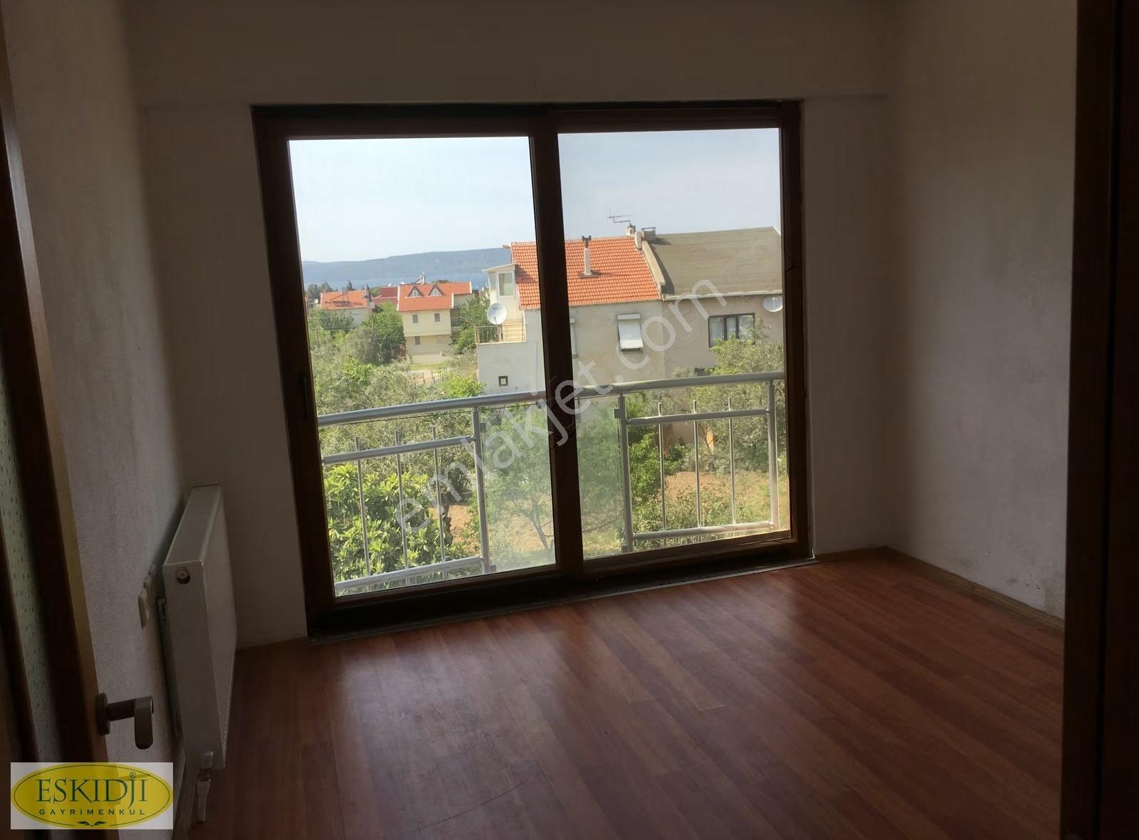 Çanakkale Güzelyalı Da Deniz Manzaralı Kiralık Villa - Görsel 3