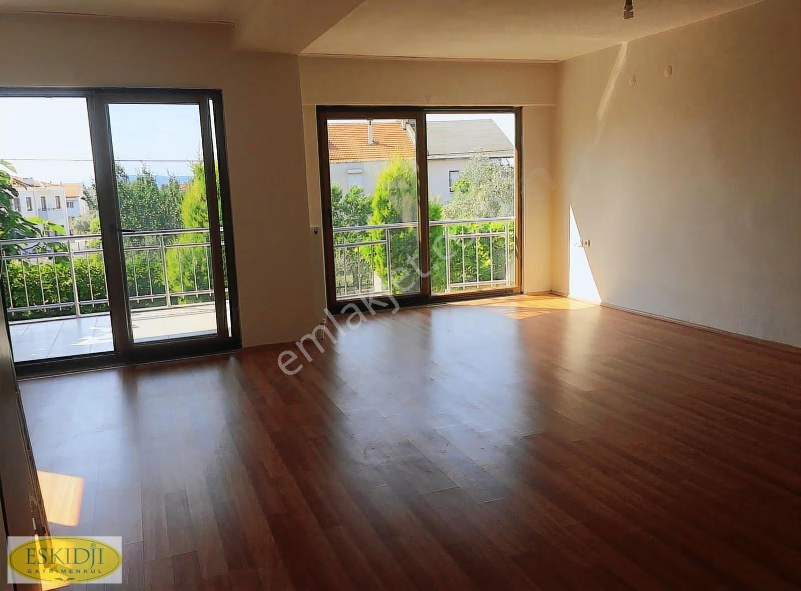 Çanakkale Güzelyalı Da Deniz Manzaralı Kiralık Villa - Görsel 30