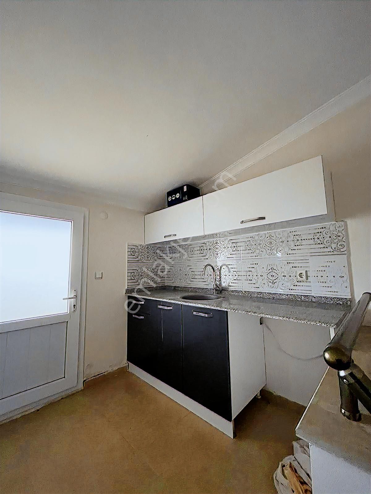 Menderes Mithatpaşa Mahallesi Satılık İkiz Villa - Görsel 26