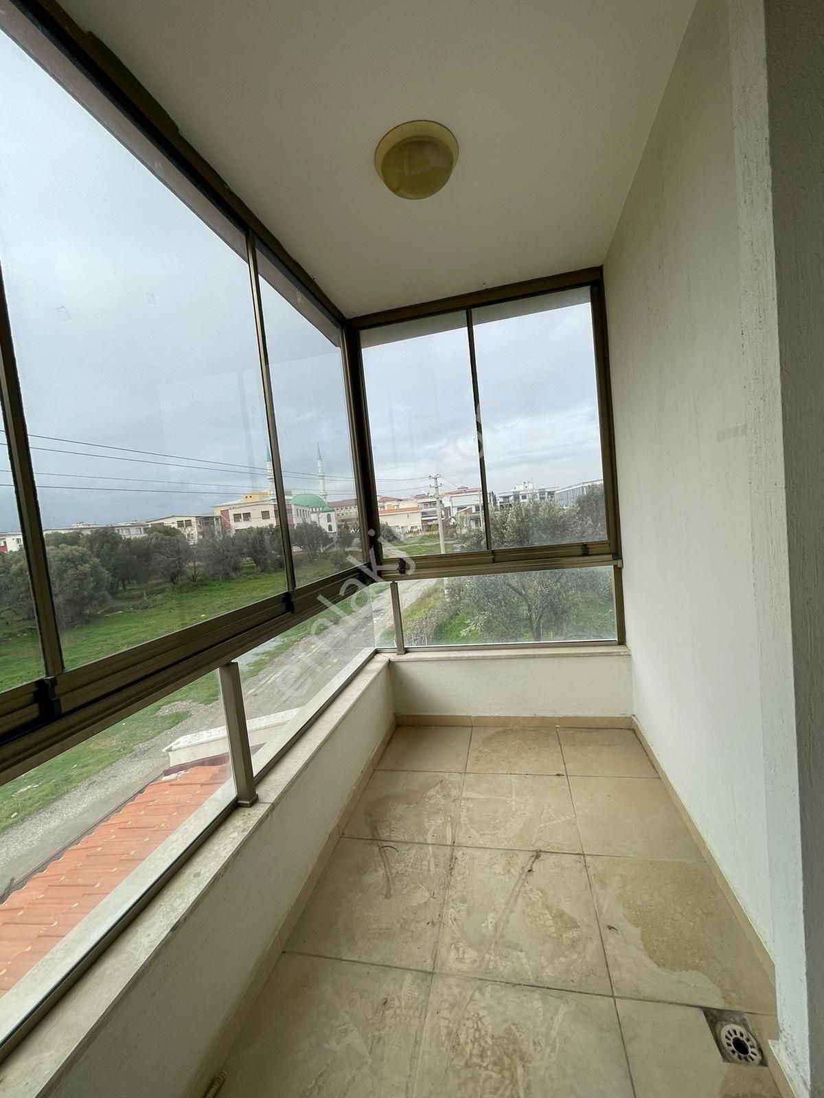 Menderes Mithatpaşa Mahallesi Satılık İkiz Villa - Görsel 18