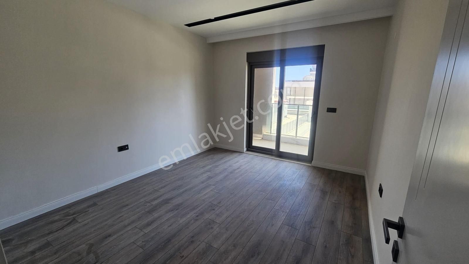Aksu Altıntaşta Prestijli Site İçerisinde Müstakil 2+1 Kiralık - Görsel 18
