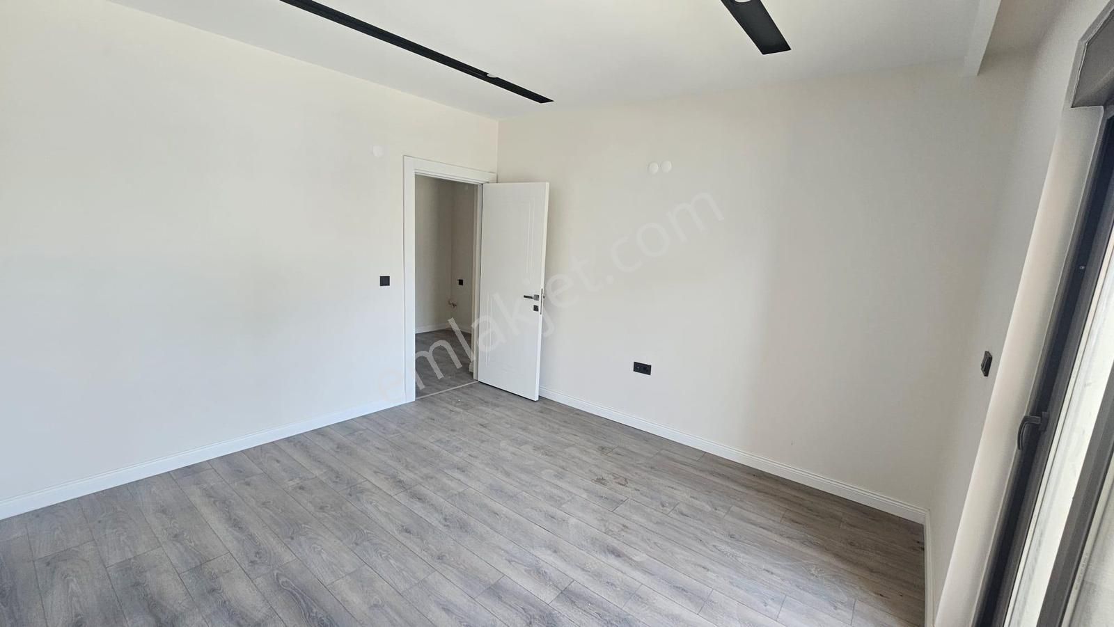 Aksu Altıntaşta Prestijli Site İçerisinde Müstakil 2+1 Kiralık - Görsel 24