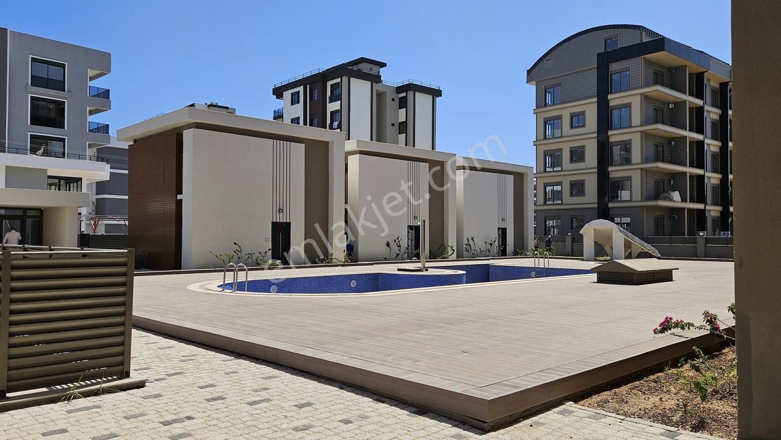 Aksu Altıntaşta Prestijli Site İçerisinde Müstakil 2+1 Kiralık