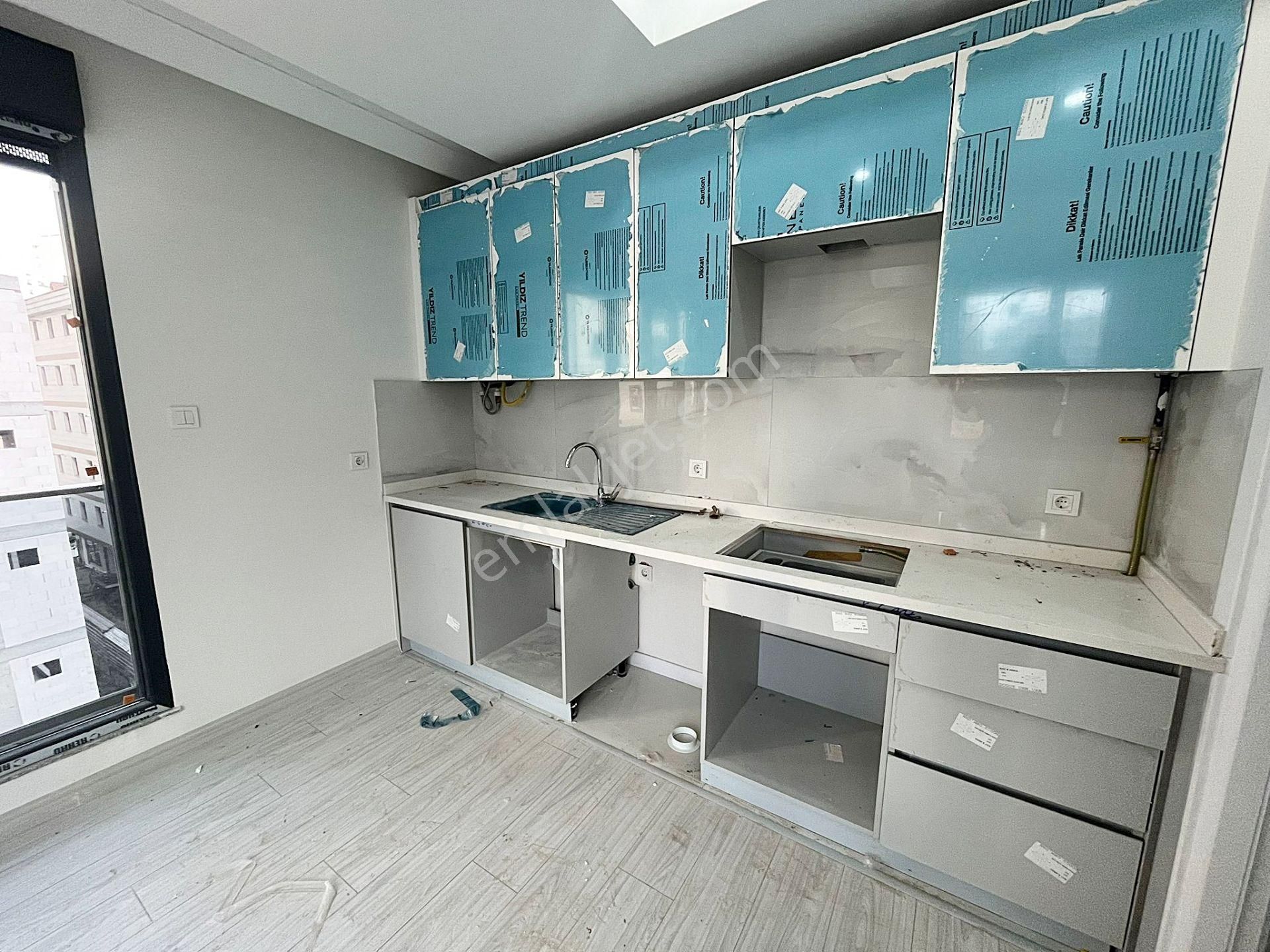 Boş ... Ayşekadın Metro İst.na Yakın Oturuma Hazır Kombili 2+1 - Görsel 4