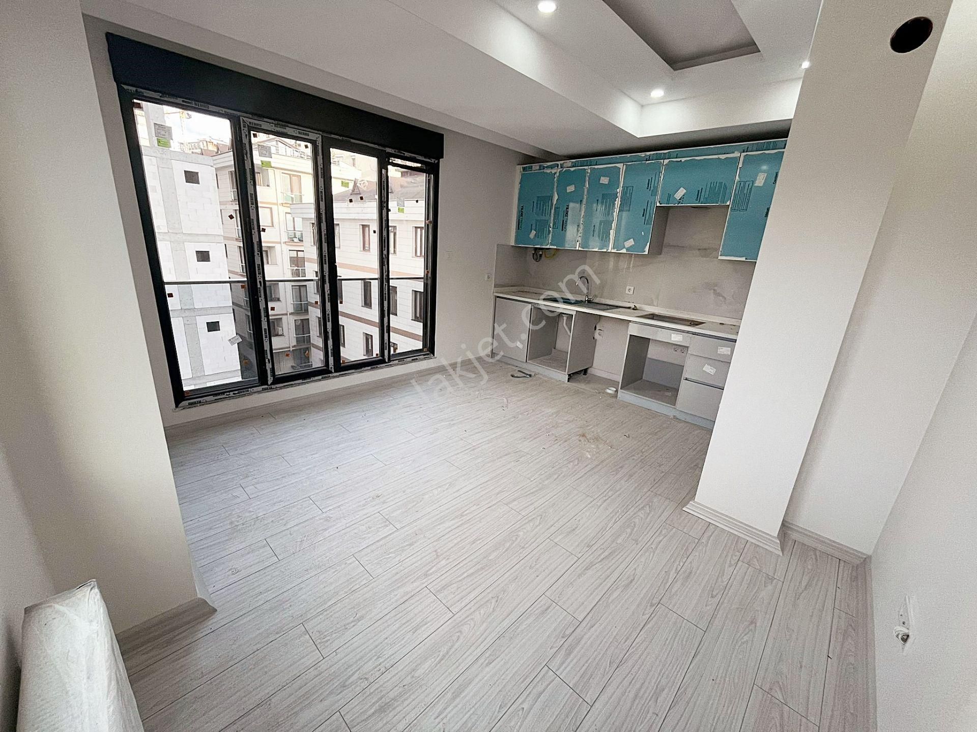 Boş ... Ayşekadın Metro İst.na Yakın Oturuma Hazır Kombili 2+1 - Görsel 14