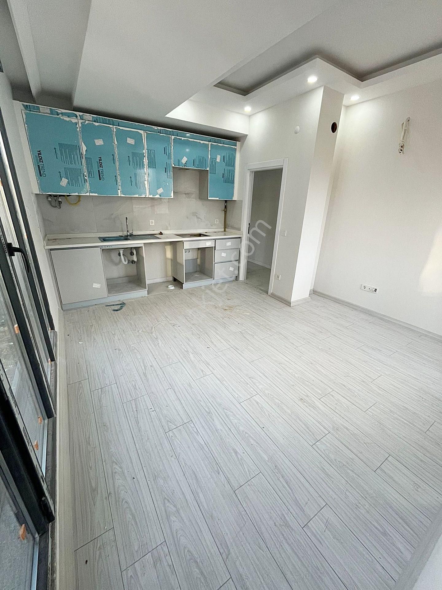 Boş ... Ayşekadın Metro İst.na Yakın Oturuma Hazır Kombili 2+1 - Görsel 2