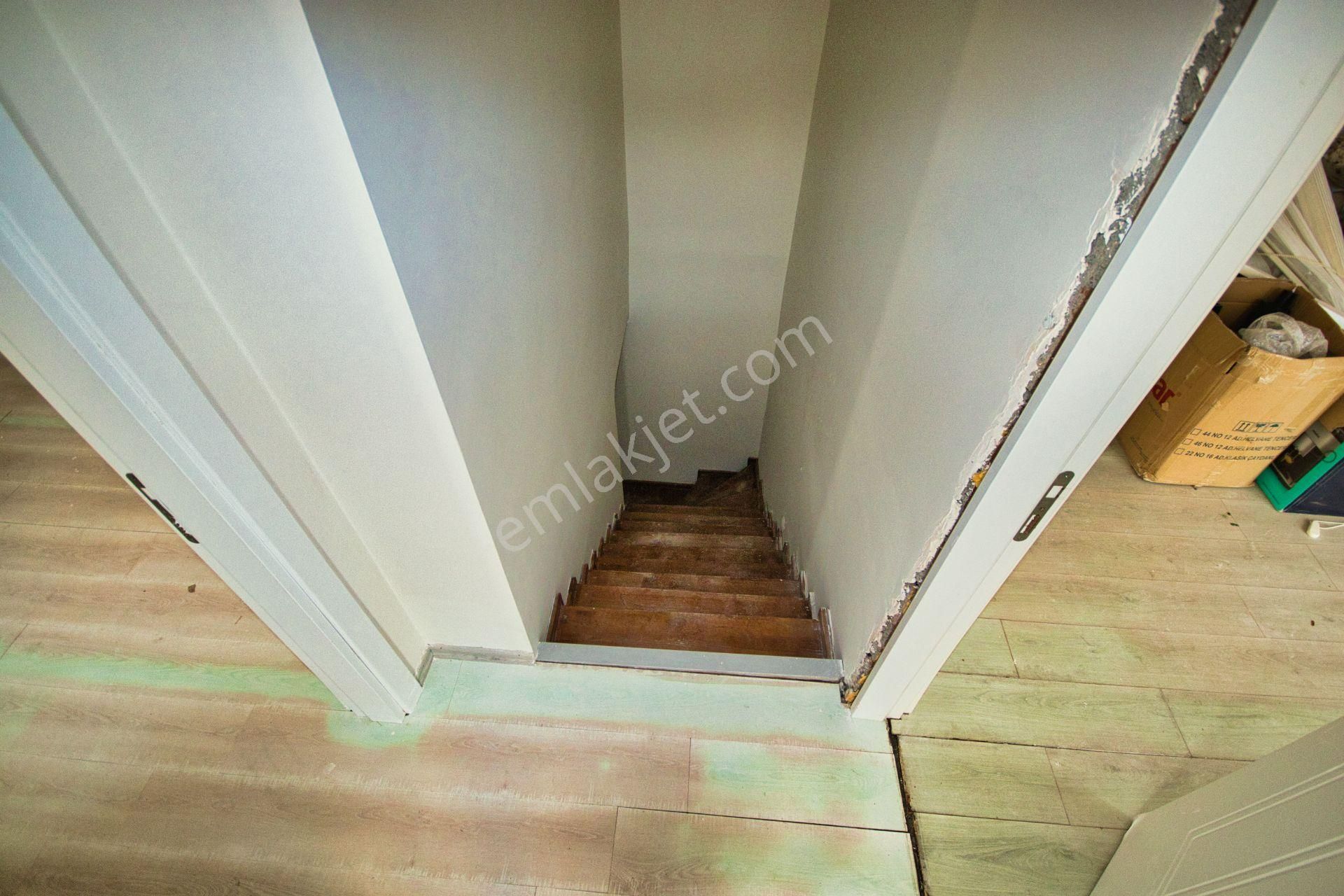 🛑🛑aktif'ten Akçay'da Satılık Yüzme Havuzlu Çift Banyolu Ön Cephe Harika 4+1 Dublex - Görsel 17