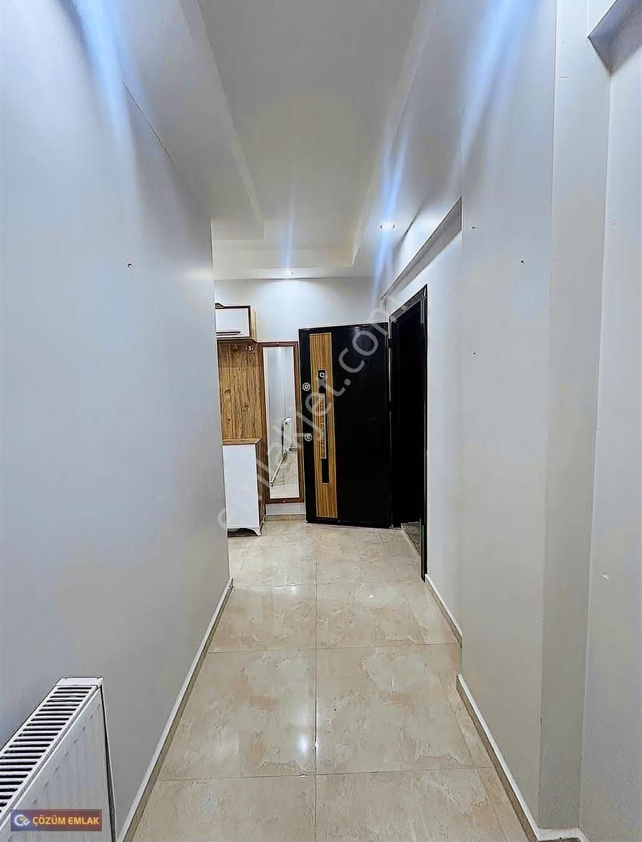 Çözüm Emlak'tan İstasyon Caddesine Yakın 2+1 Karanlıksız Daire - Görsel 20