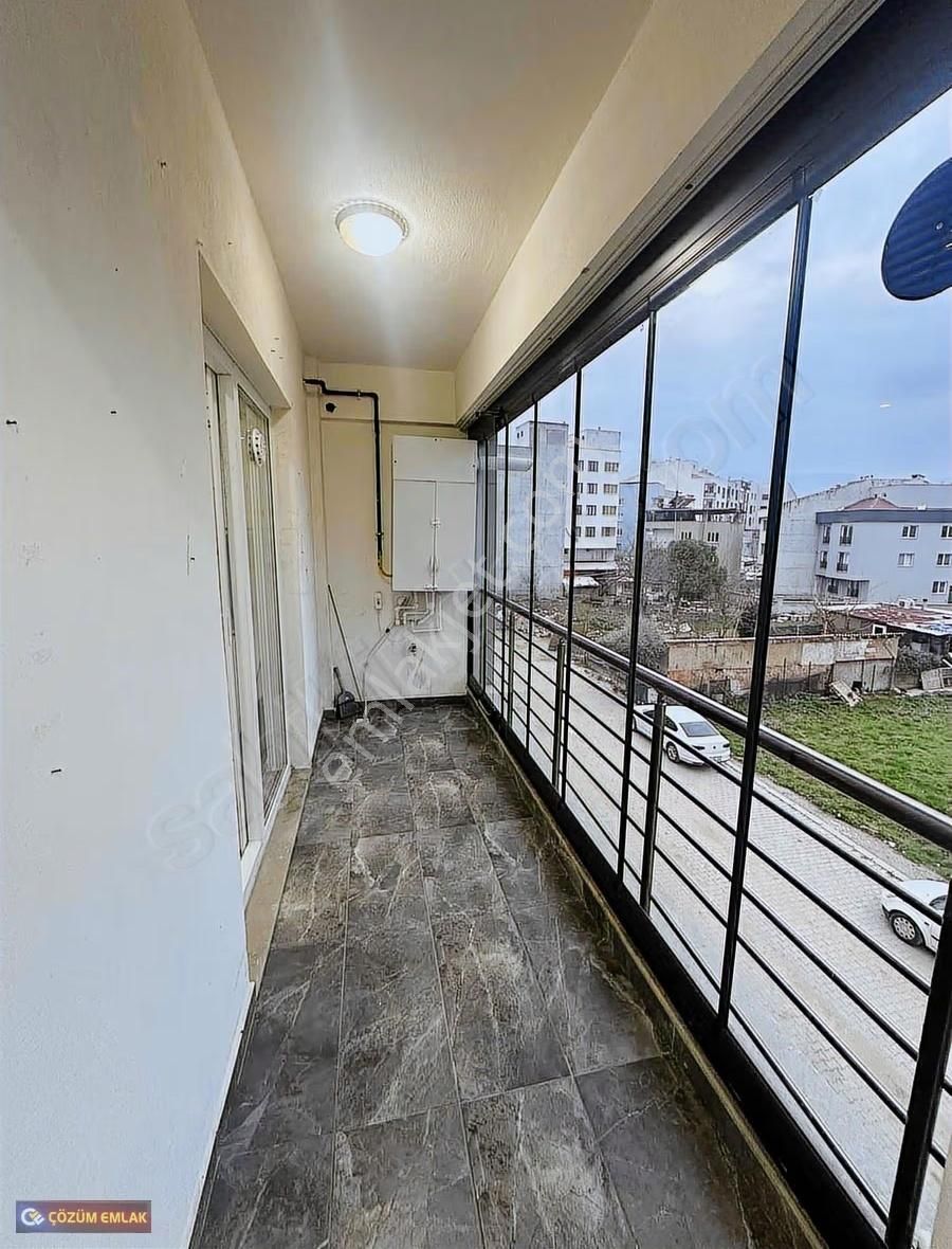 Çözüm Emlak'tan İstasyon Caddesine Yakın 2+1 Karanlıksız Daire - Görsel 16