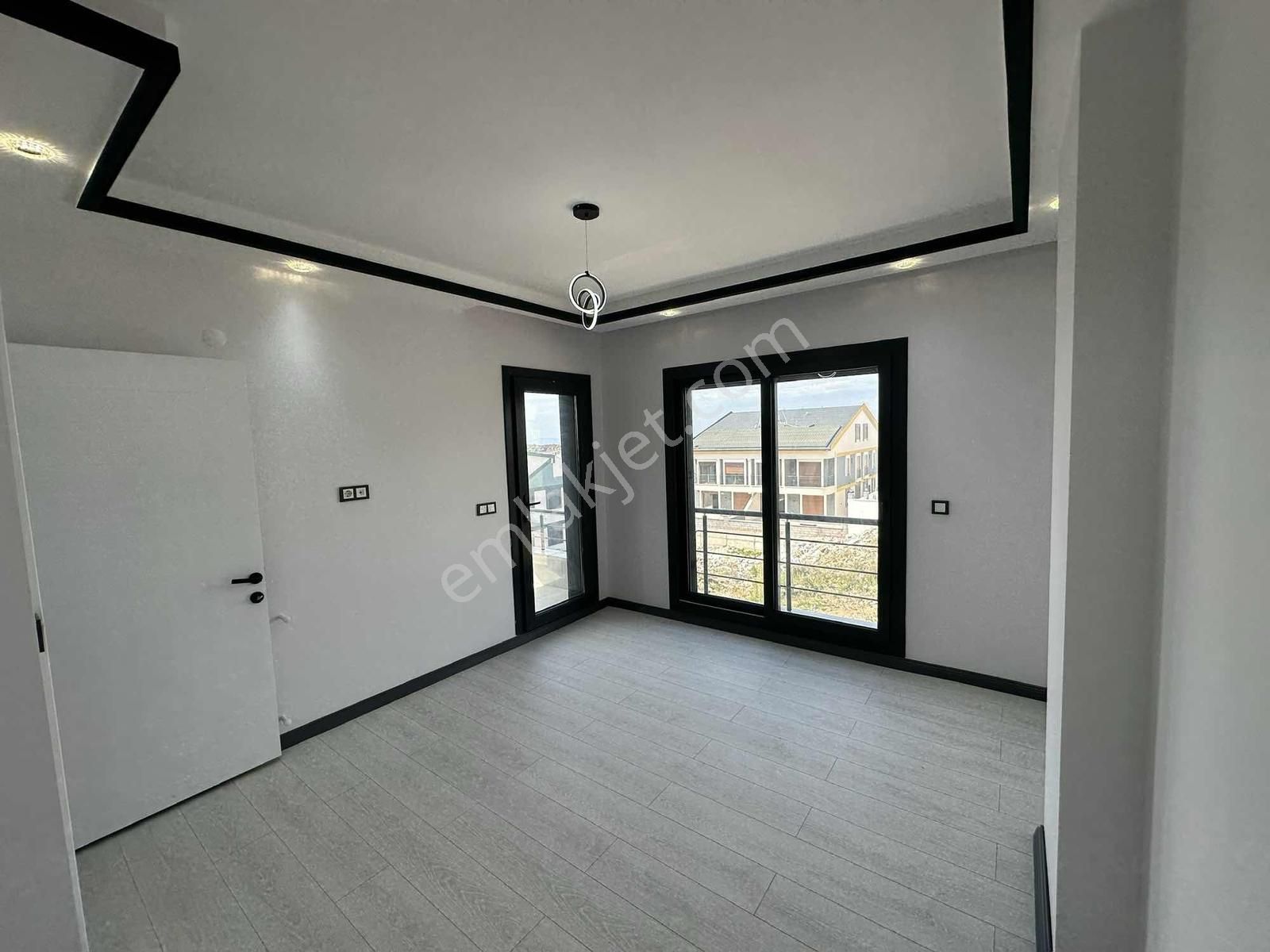 Bu Manzarada Bu Fiyata 3+1 Villa Sınırlı Sayıda Sıfır - Görsel 15