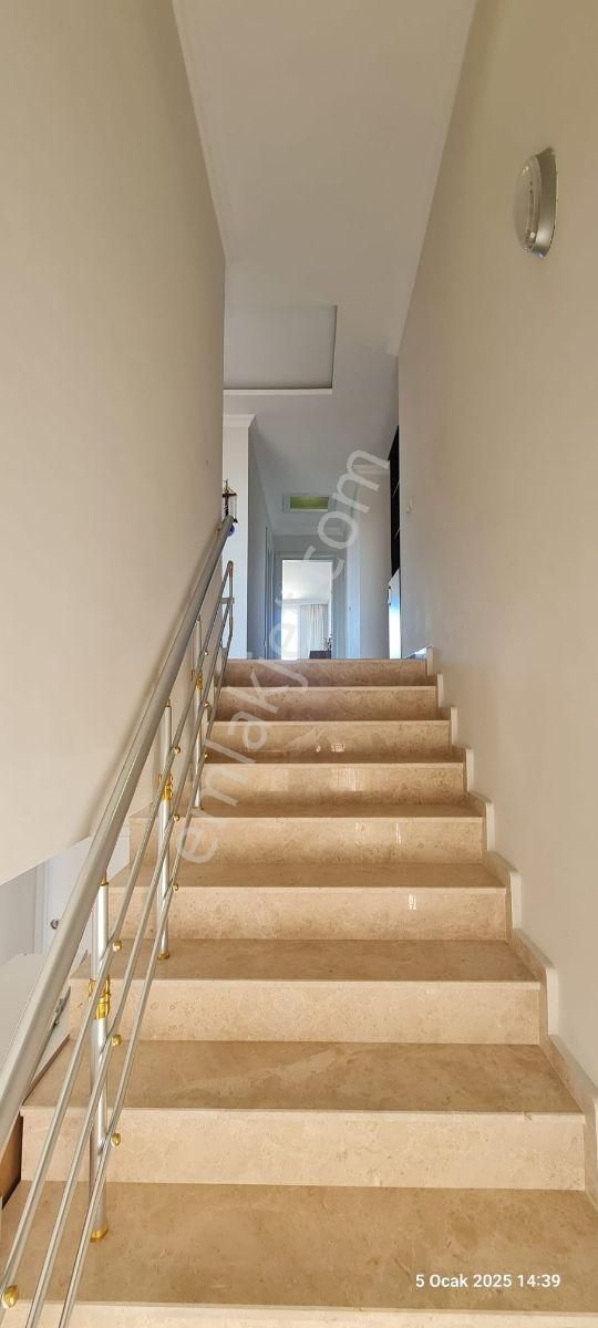 Didim Mavişehir'de Denize 300 Metre Mesafefe Satılık 3+1 Dublex - Görsel 2