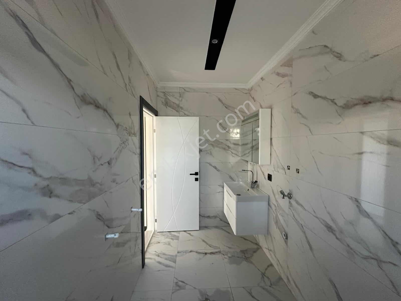 Tam Müstakil Deniz Ve Sunset Manzaralı Havuzlu Yeni 3+1 Villa - Görsel 11