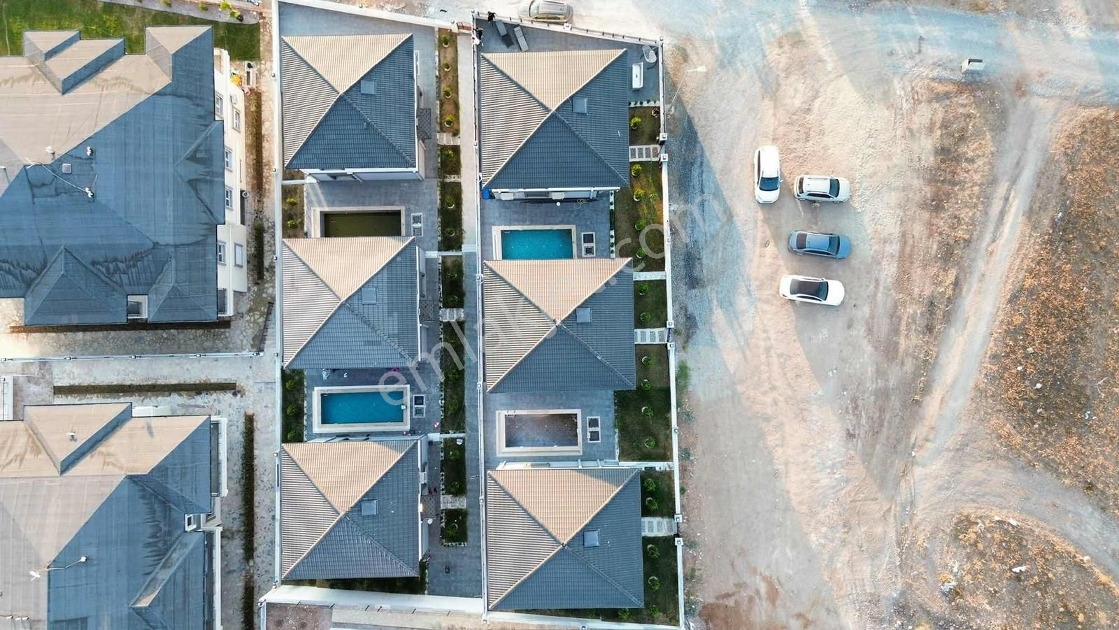 Tam Müstakil Deniz Ve Sunset Manzaralı Havuzlu Yeni 3+1 Villa - Görsel 35