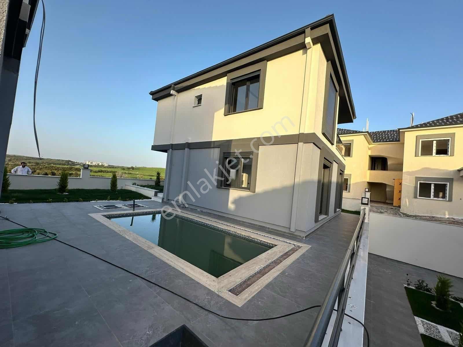 Tam Müstakil Deniz Ve Sunset Manzaralı Havuzlu Yeni 3+1 Villa - Görsel 16