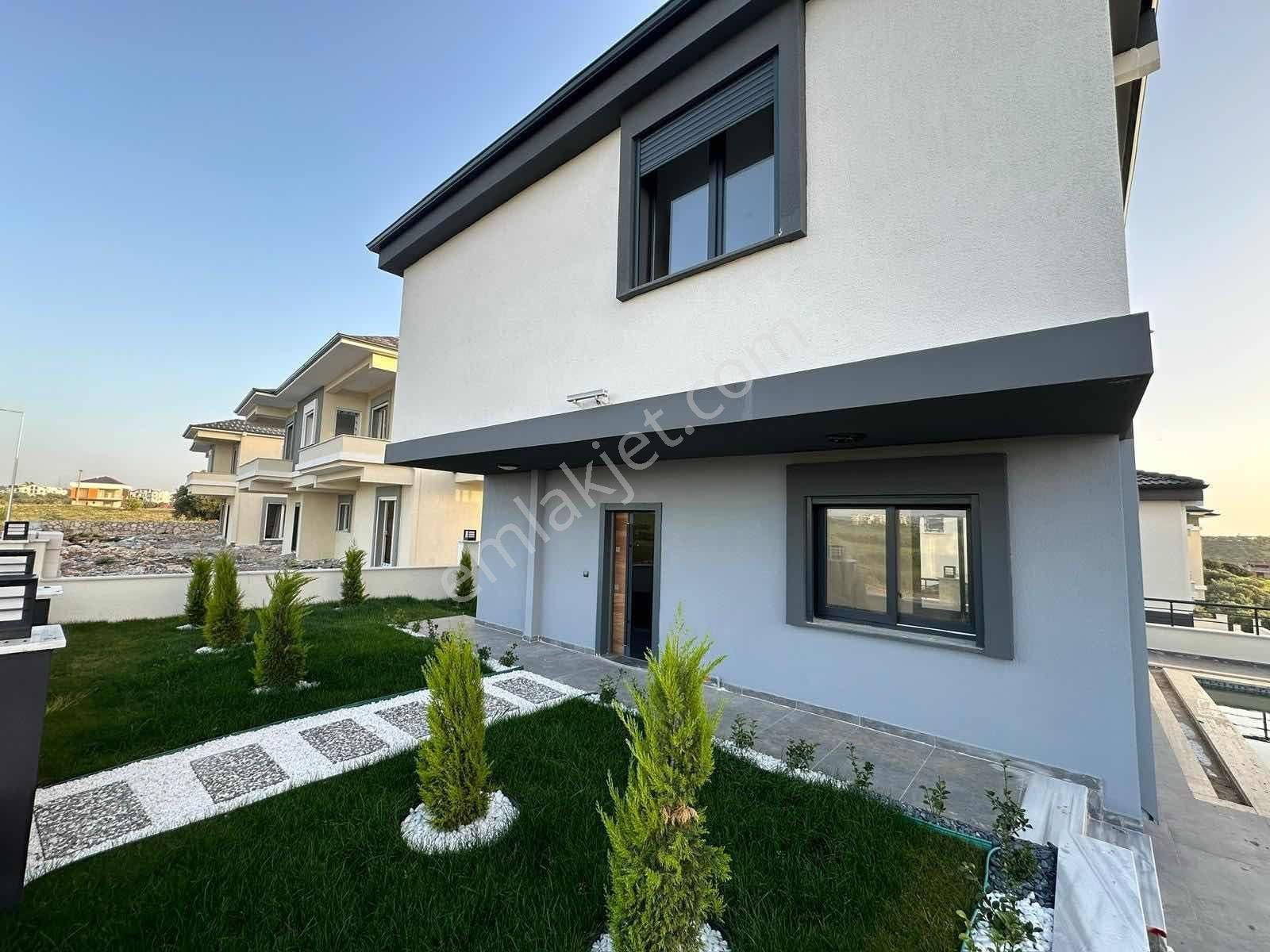 Tam Müstakil Deniz Ve Sunset Manzaralı Havuzlu Yeni 3+1 Villa - Görsel 26