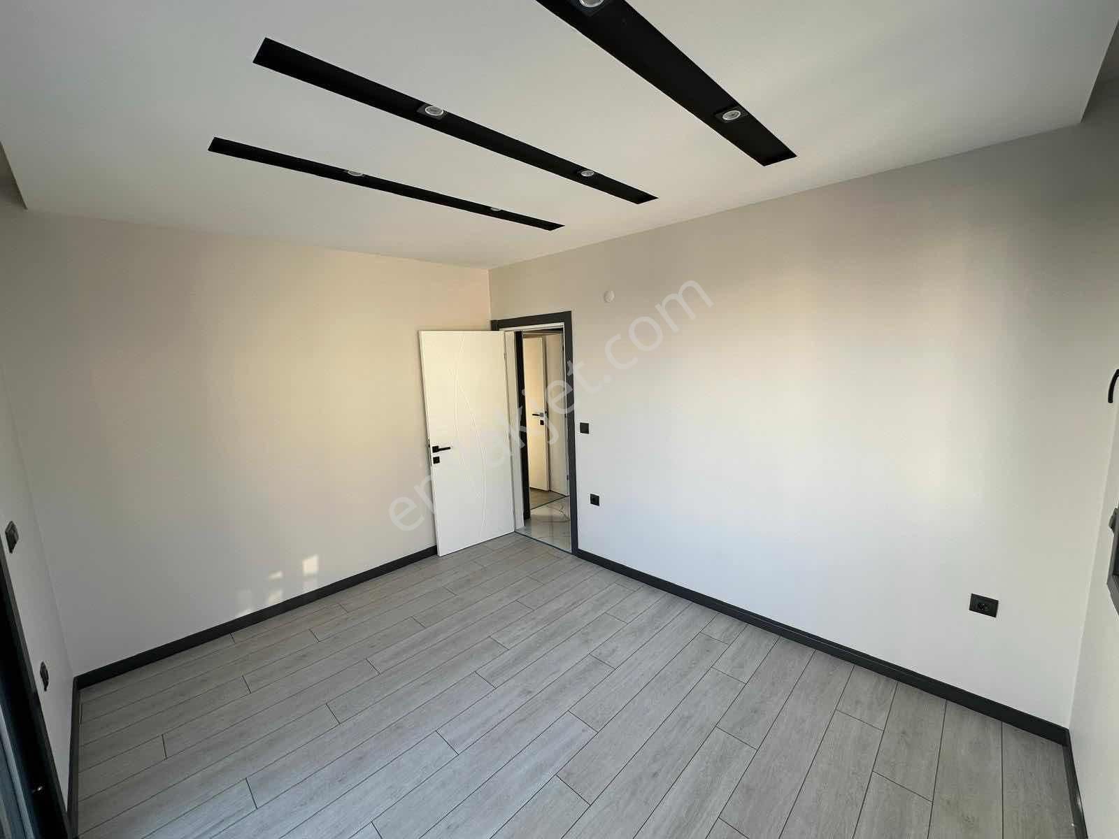 Tam Müstakil Deniz Ve Sunset Manzaralı Havuzlu Yeni 3+1 Villa - Görsel 27