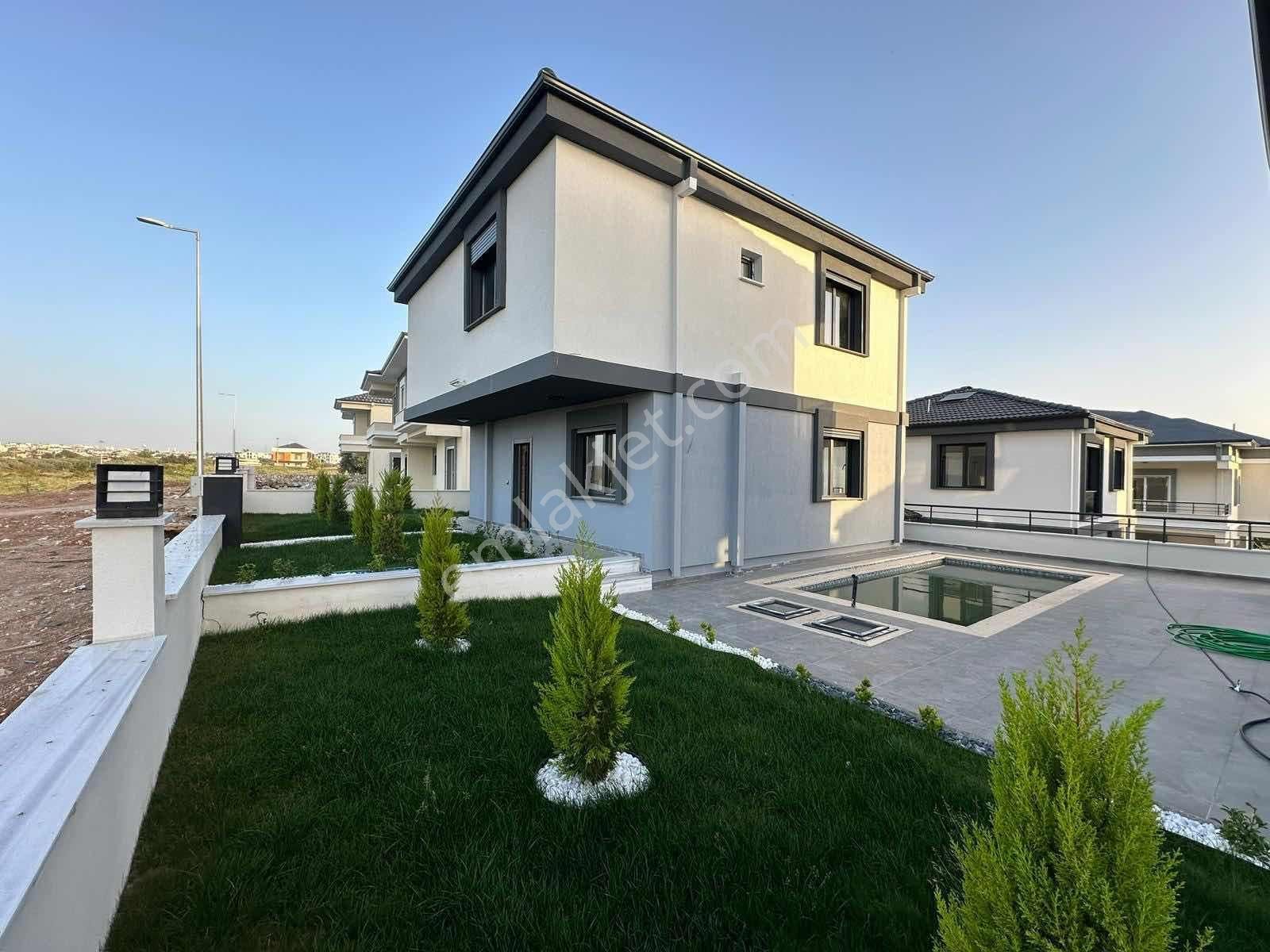 Tam Müstakil Deniz Ve Sunset Manzaralı Havuzlu Yeni 3+1 Villa - Görsel 17