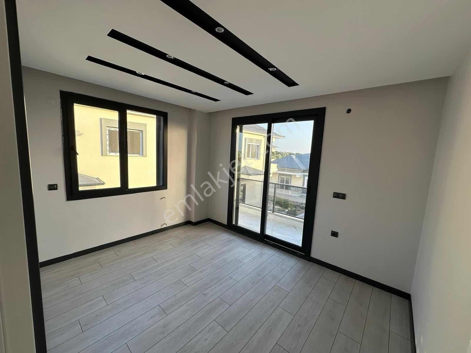 Tam Müstakil Deniz Ve Sunset Manzaralı Havuzlu Yeni 3+1 Villa - Görsel 18