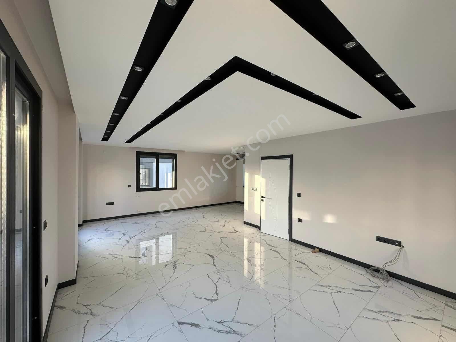 Tam Müstakil Deniz Ve Sunset Manzaralı Havuzlu Yeni 3+1 Villa - Görsel 20