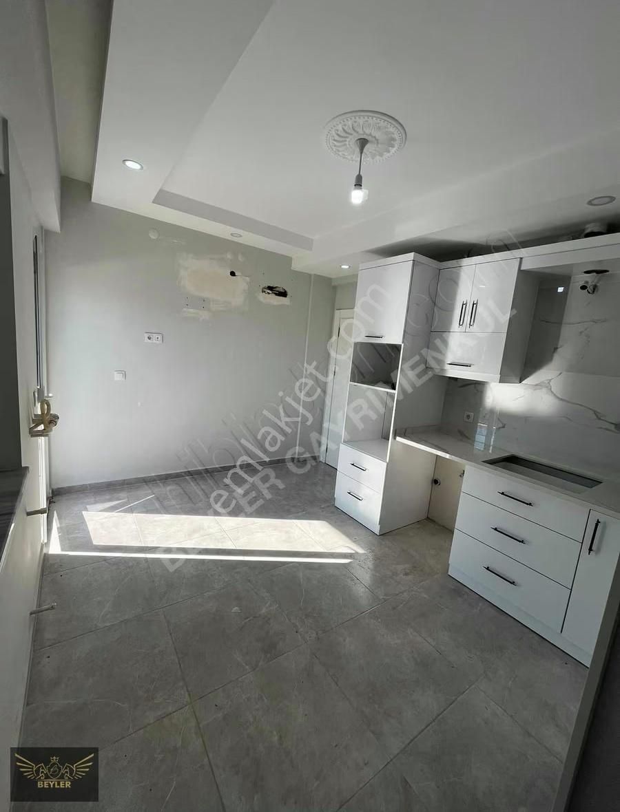 Serik Merkez Mh. Satılık 3+1 140 M2 Ara Kat Sıfır Daire - Görsel 2