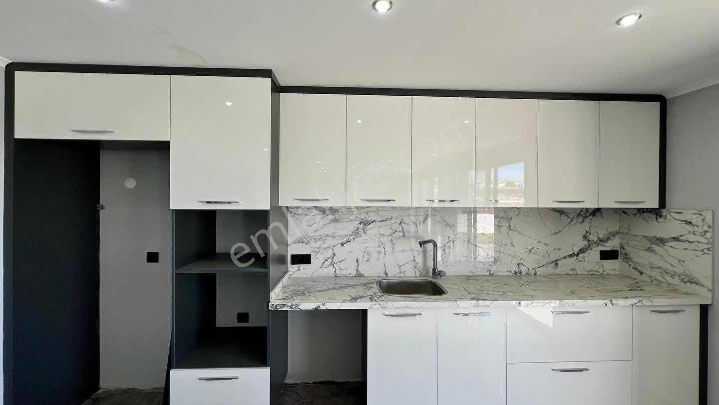 350m2 Arsa İçinde 5+1 Açık Teras Havuz Otopark Tam Müstakil - Görsel 17