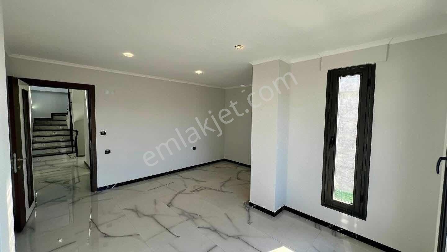 350m2 Arsa İçinde 5+1 Açık Teras Havuz Otopark Tam Müstakil - Görsel 7