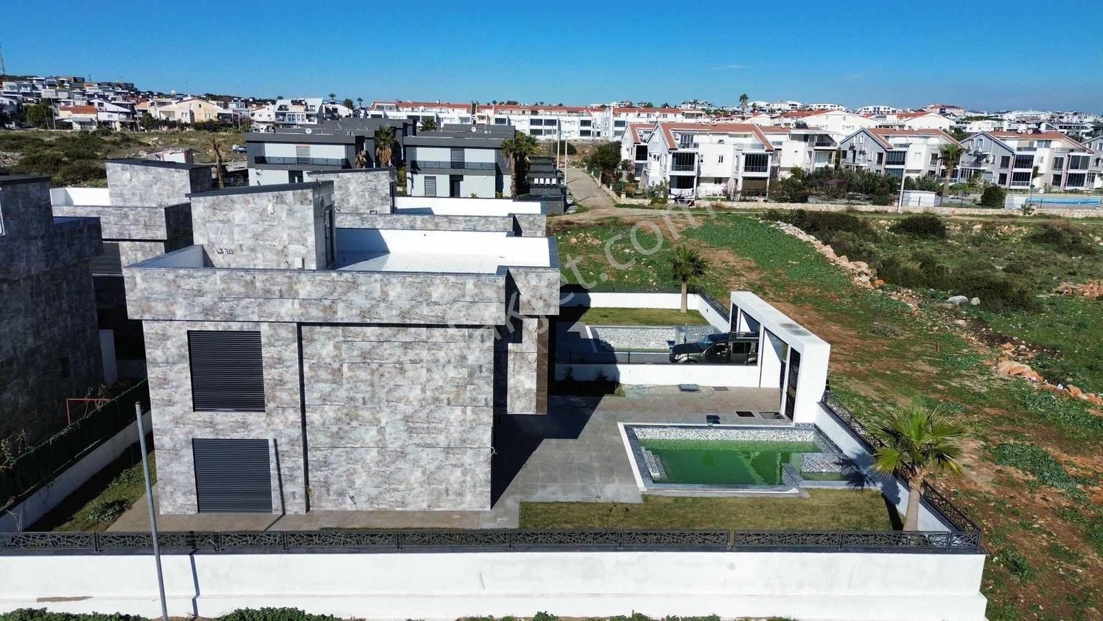 350m2 Arsa İçinde 5+1 Açık Teras Havuz Otopark Tam Müstakil - Görsel 13