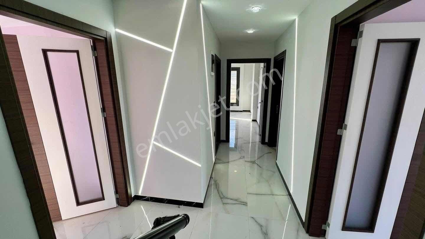 350m2 Arsa İçinde 5+1 Açık Teras Havuz Otopark Tam Müstakil - Görsel 10